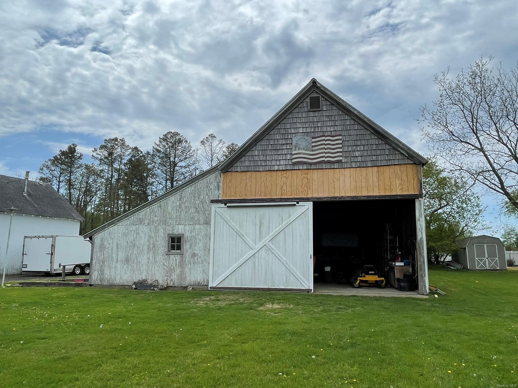 Single Family Boisseau  Suffolk County, NY 11971, MLS-L3590177-49