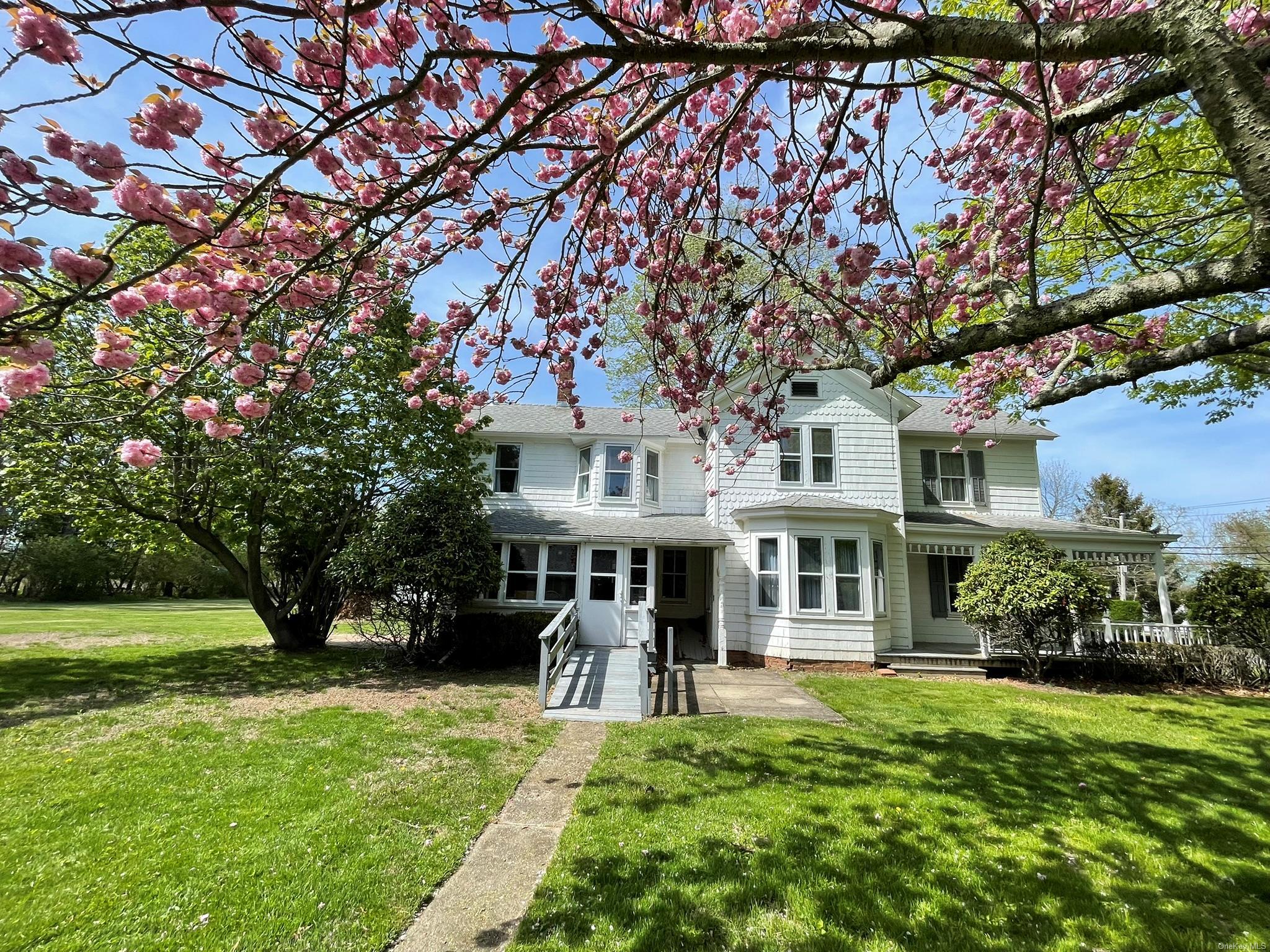Single Family Boisseau  Suffolk County, NY 11971, MLS-L3590177-50