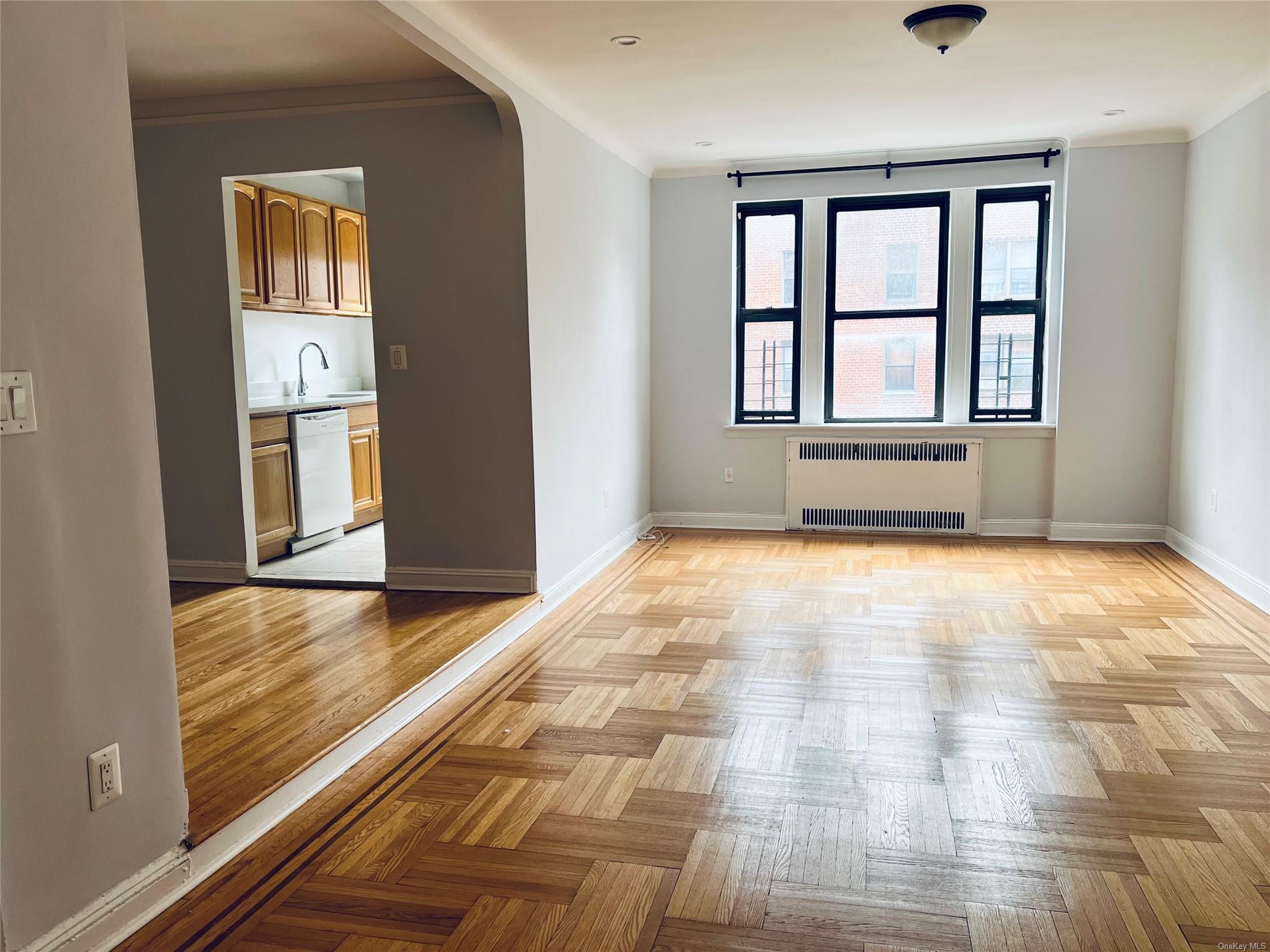Condo 35th  Queens, NY 11372, MLS-L3590288-13