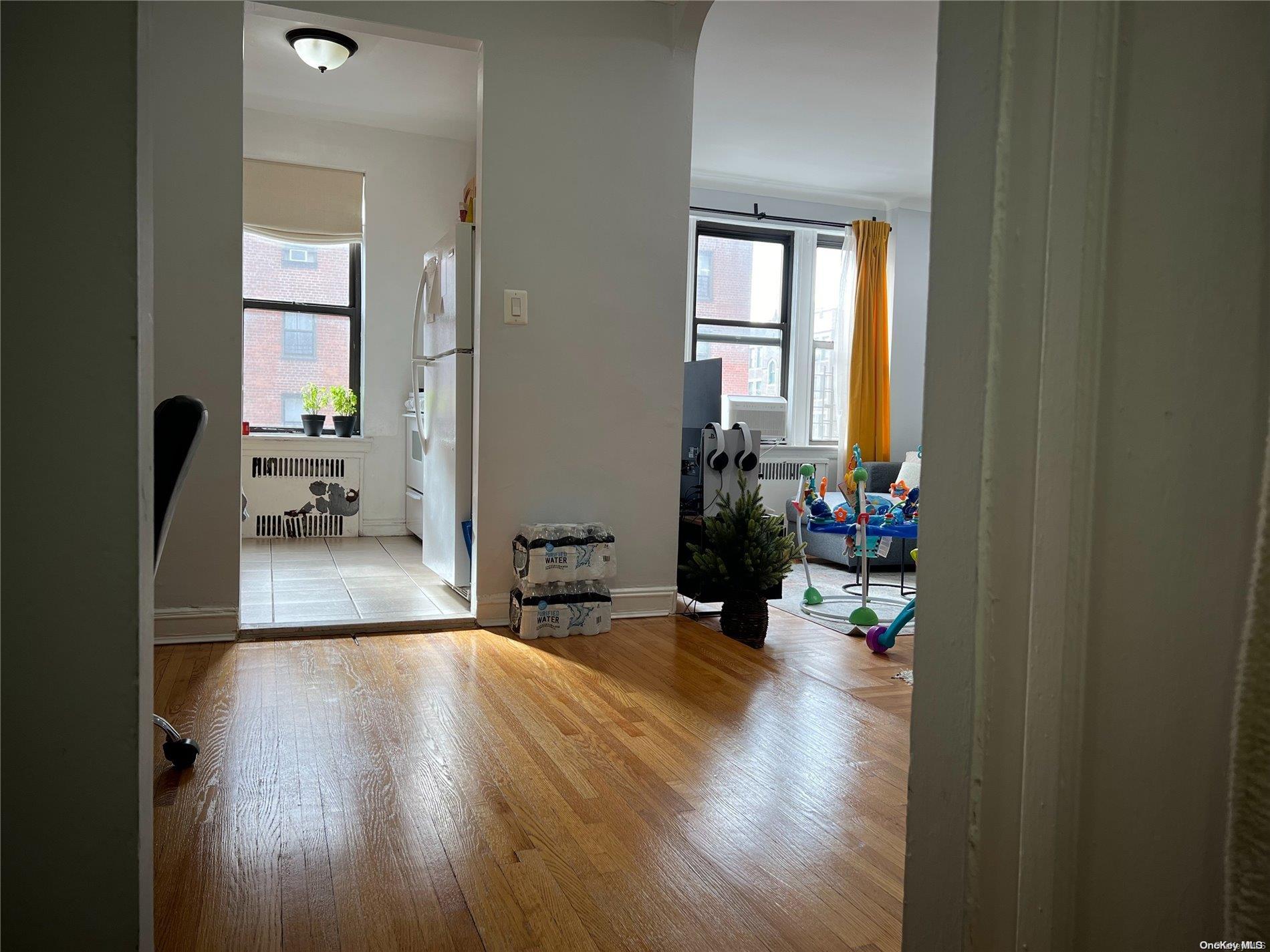 Condo 35th  Queens, NY 11372, MLS-L3590288-4