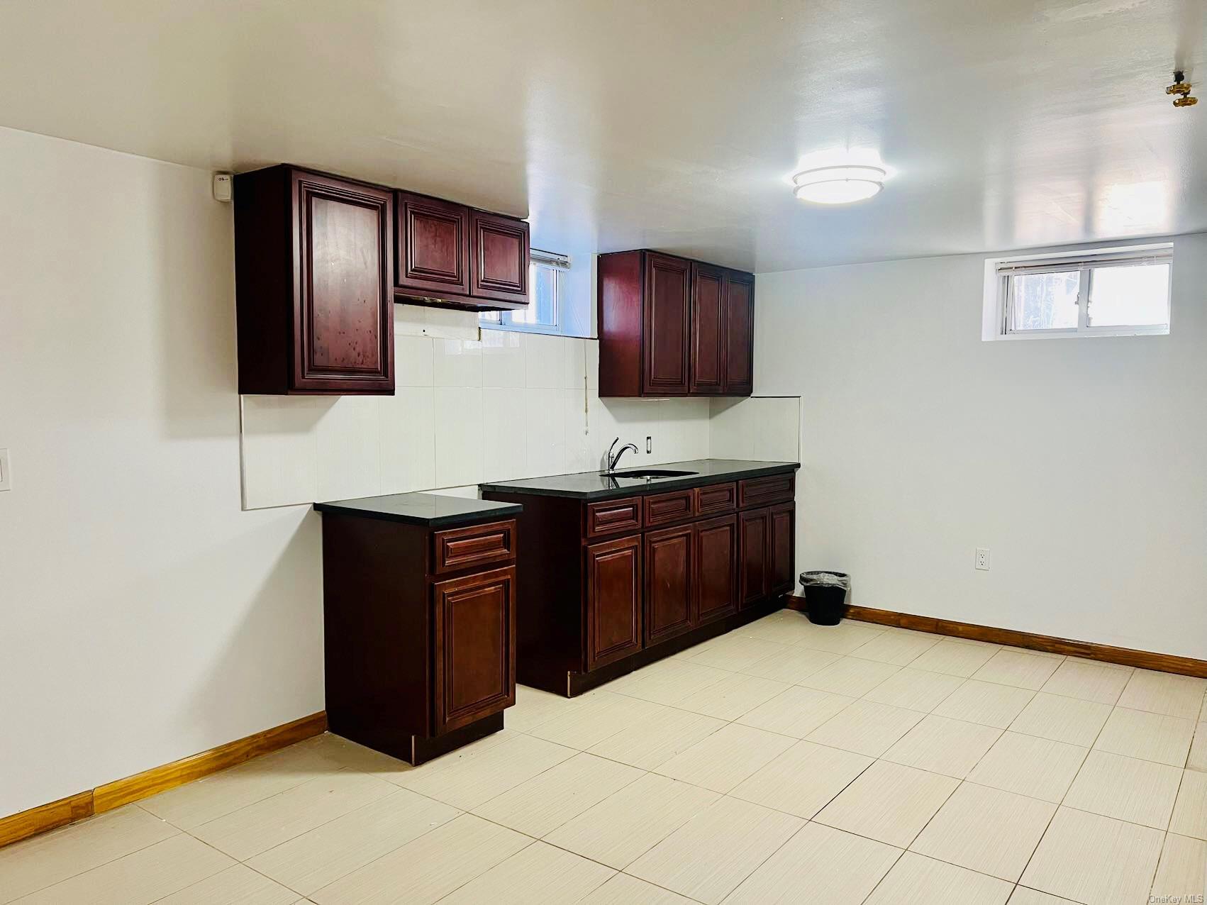 Single Family 195th  Queens, NY 11358, MLS-L3590290-10