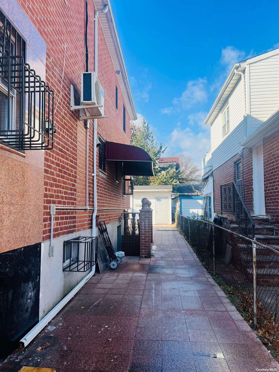 Single Family 195th  Queens, NY 11358, MLS-L3590290-11