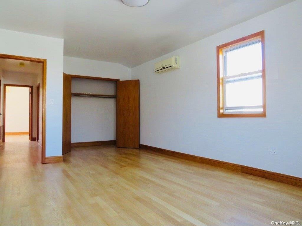 Single Family 195th  Queens, NY 11358, MLS-L3590290-6