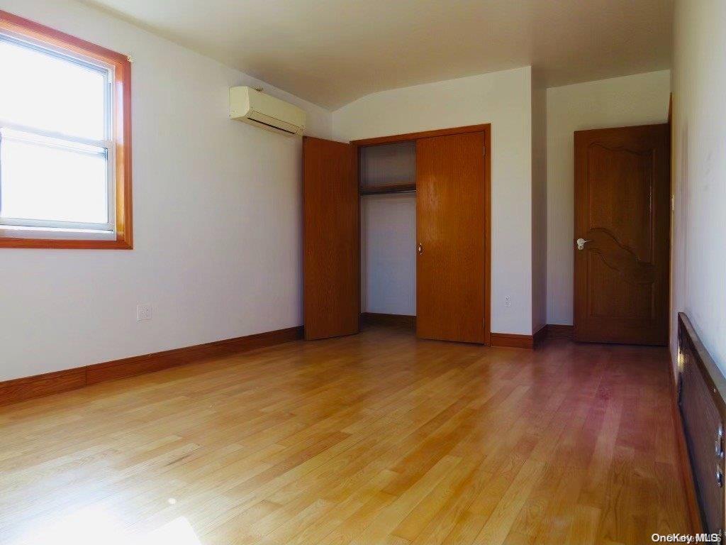 Single Family 195th  Queens, NY 11358, MLS-L3590290-7