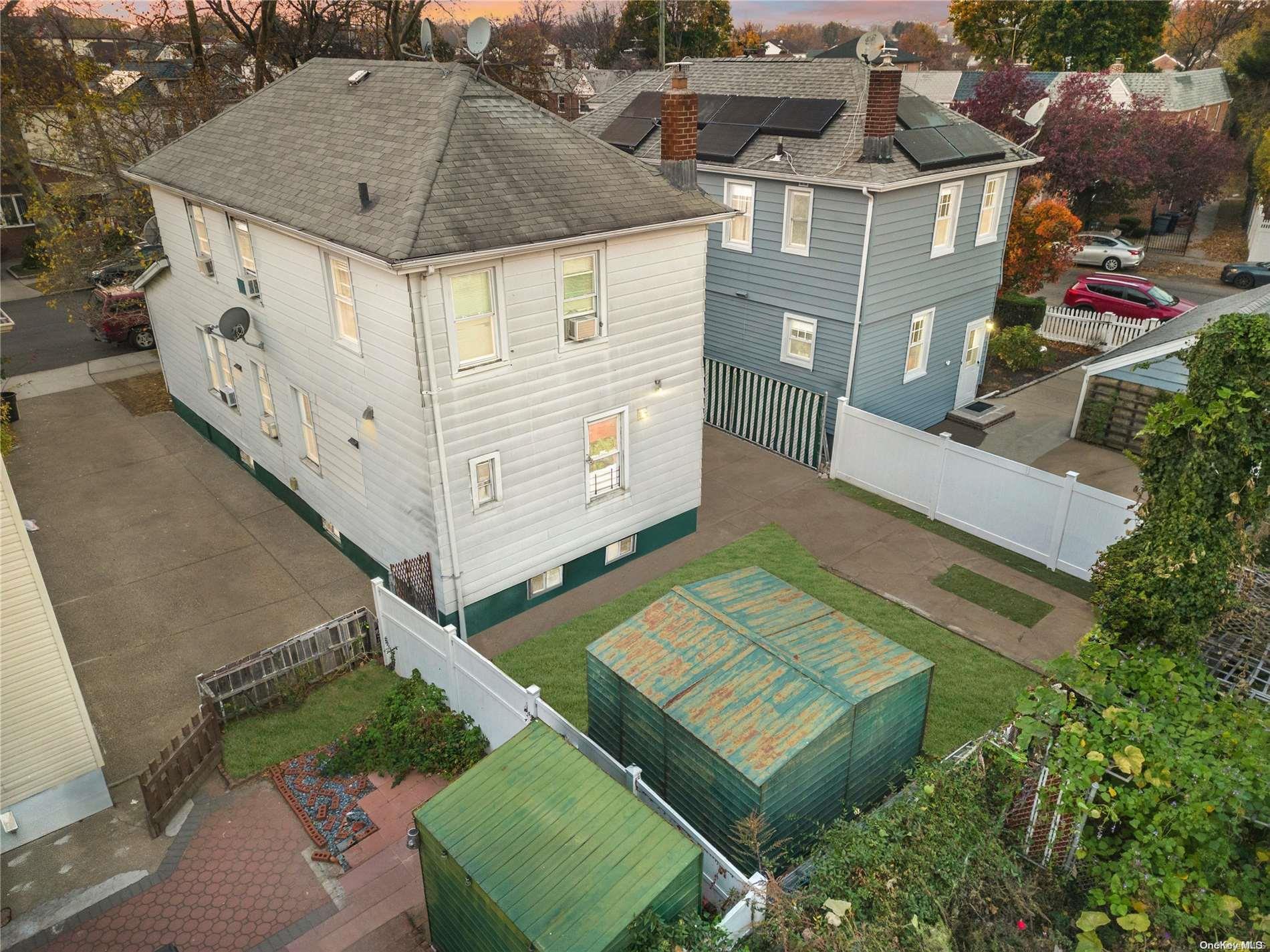 Single Family 254th  Queens, NY 11426, MLS-L3590369-3