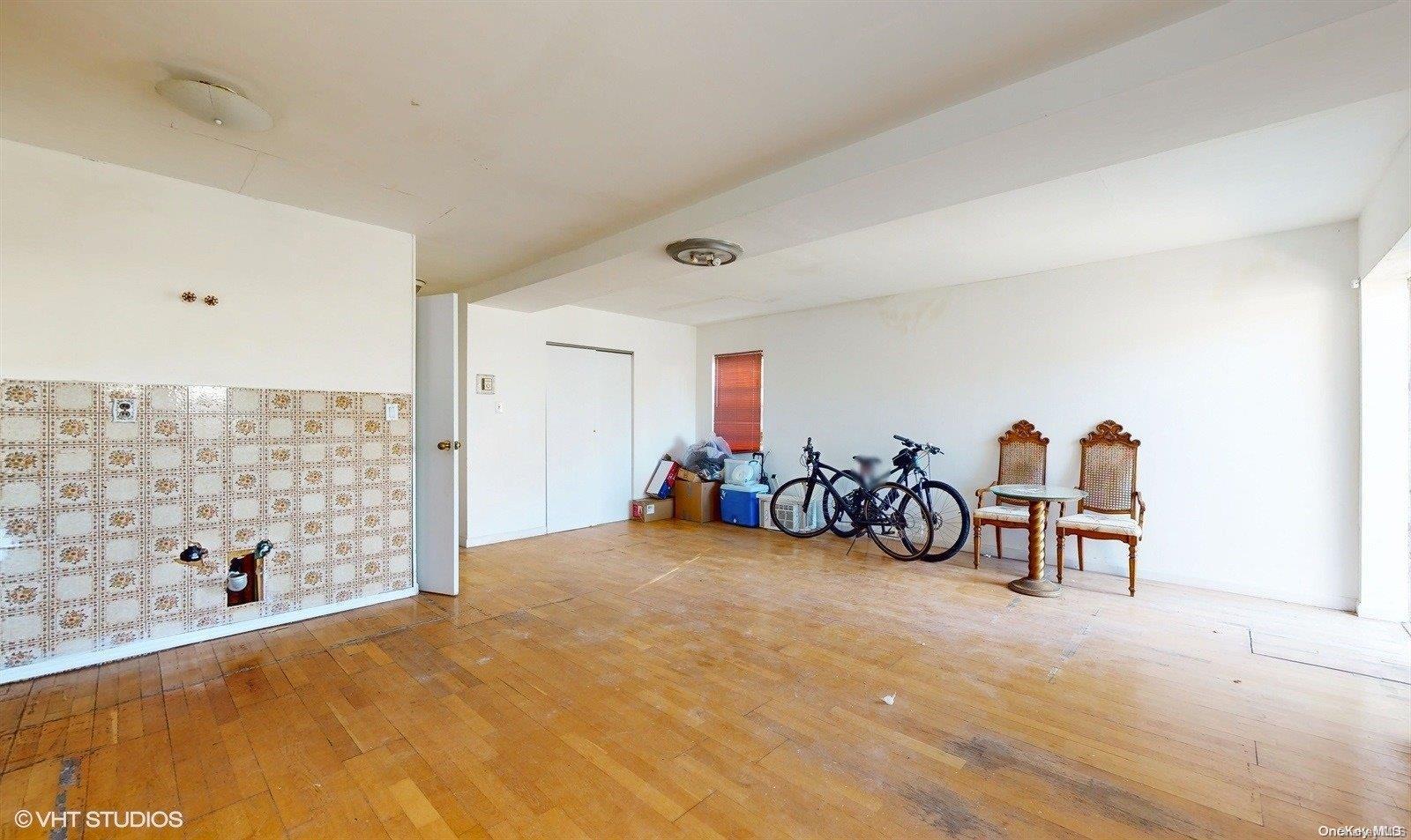 Single Family 72nd  Queens, NY 11378, MLS-L3590427-28