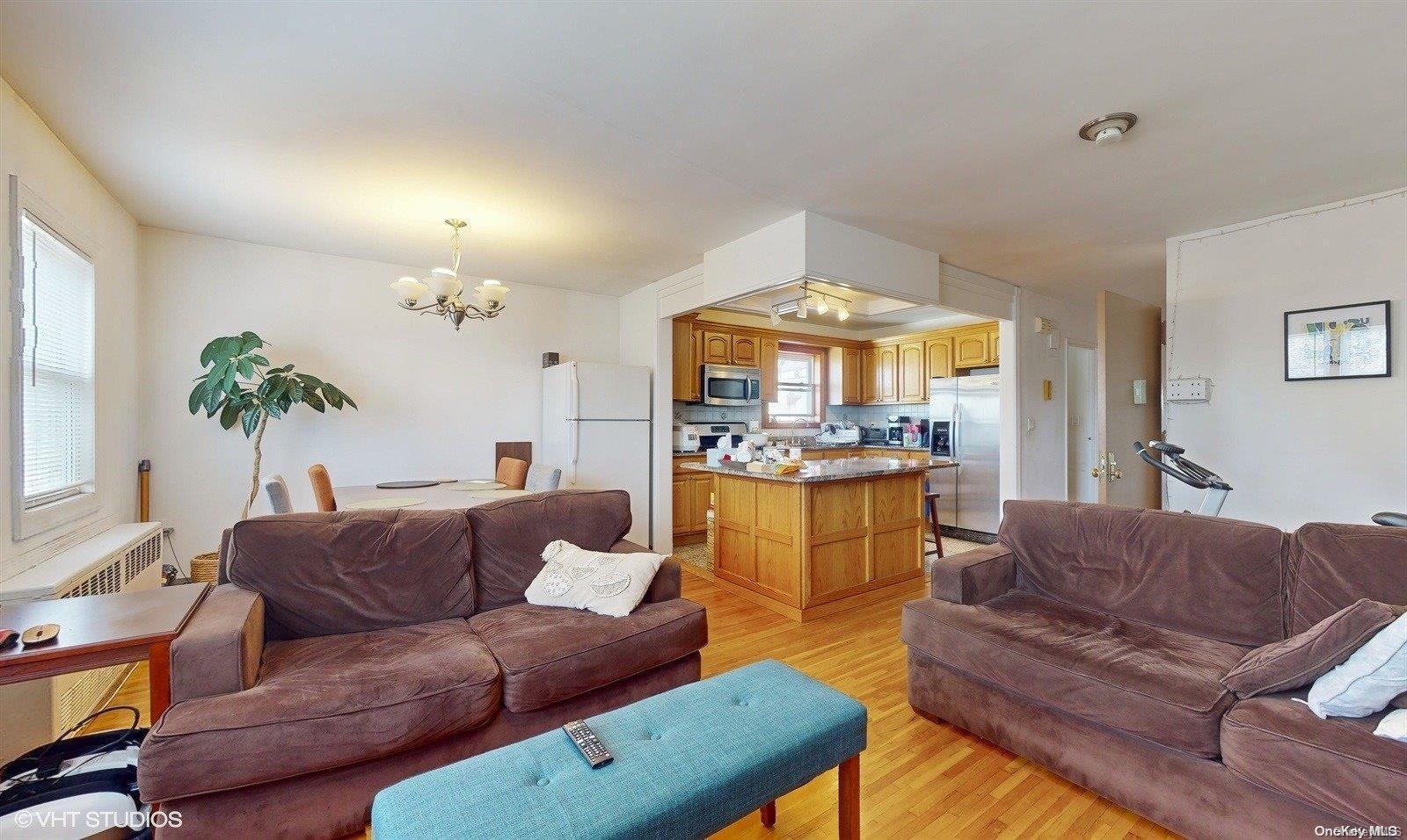Single Family 72nd  Queens, NY 11378, MLS-L3590427-3