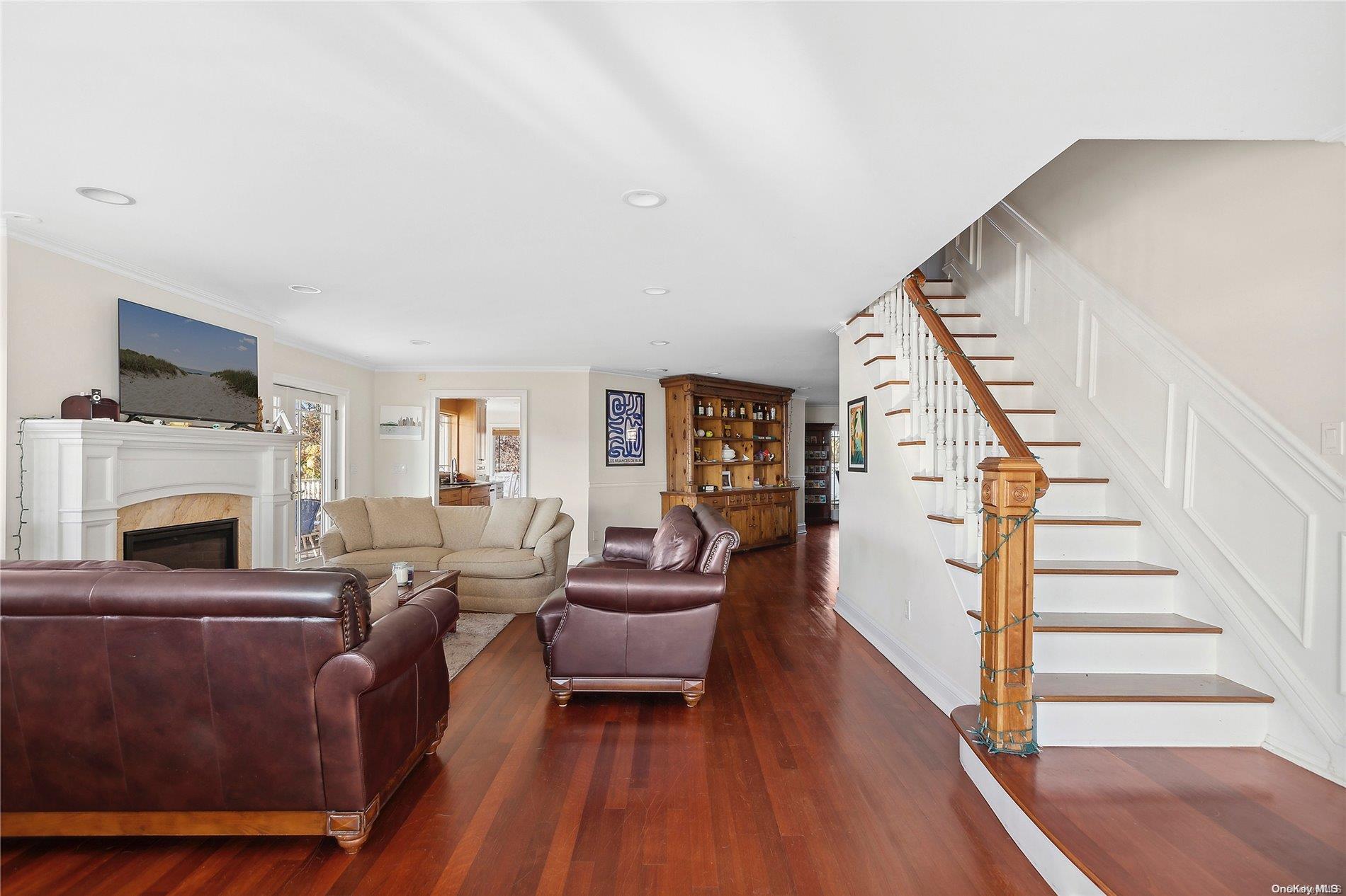 Single Family Quebec  Nassau County, NY 11558, MLS-L3590436-9