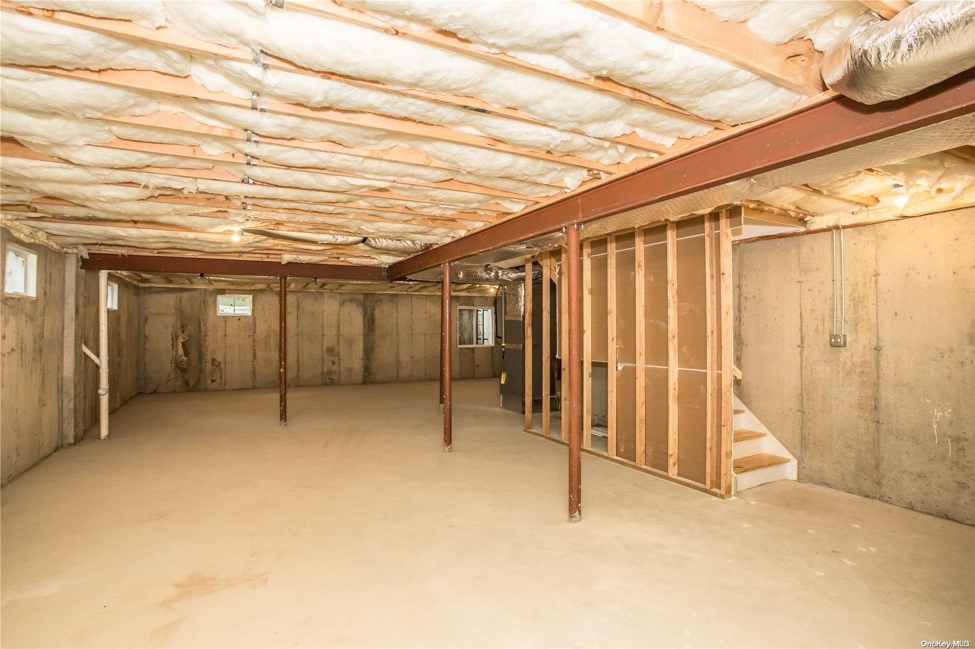 Single Family Meadowbrook  Nassau County, NY 11566, MLS-L3590440-10