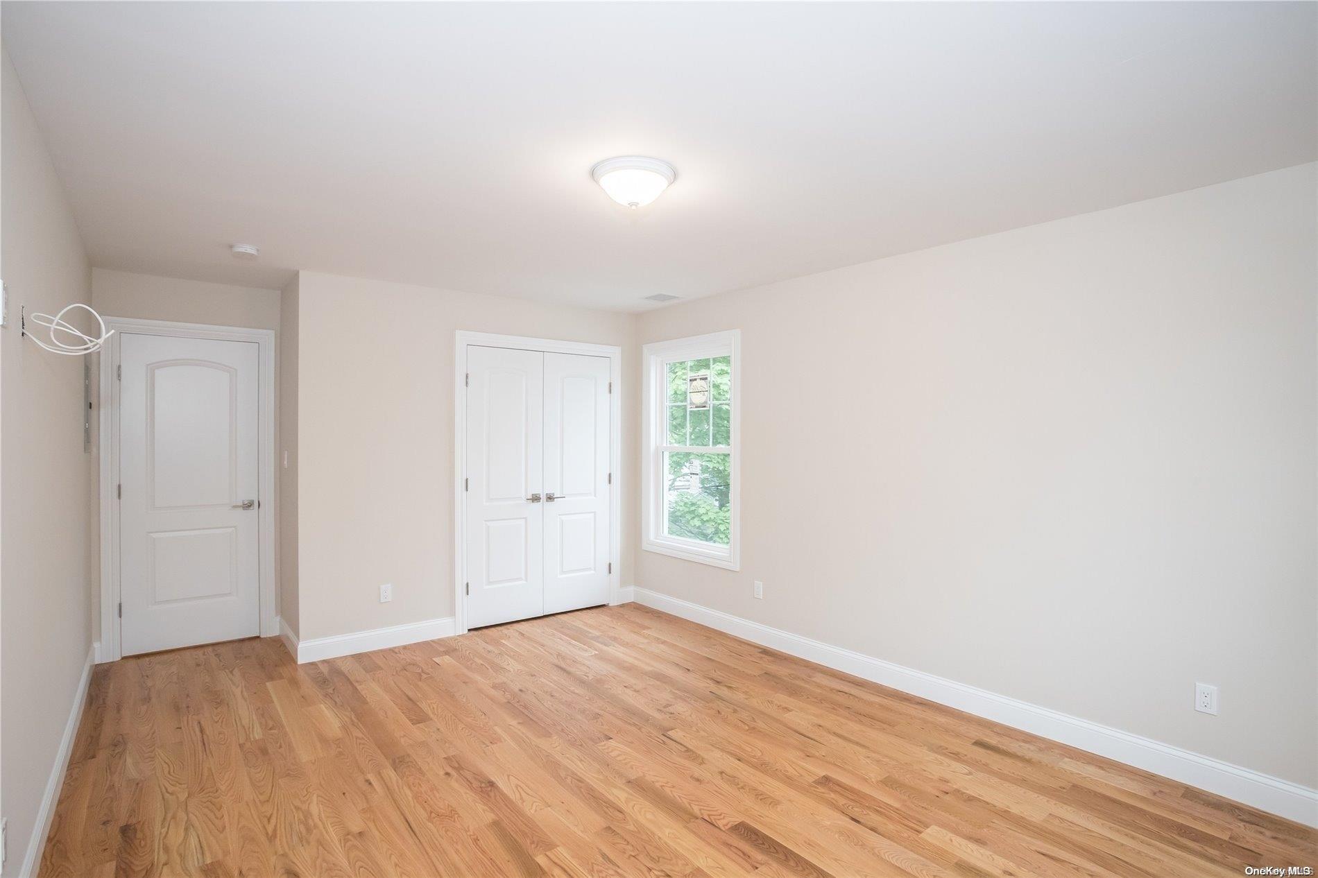 Single Family Meadowbrook  Nassau County, NY 11566, MLS-L3590440-5