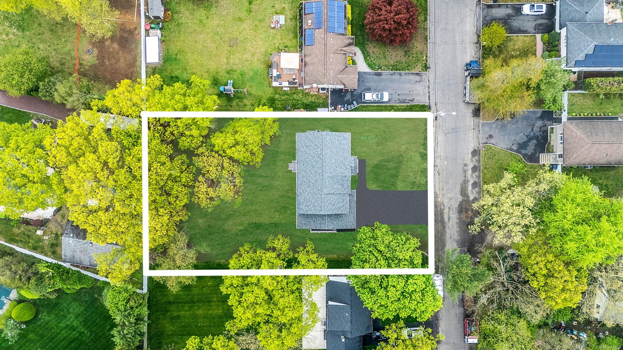 Single Family Walter  Suffolk County, NY 11788, MLS-L3590441-3