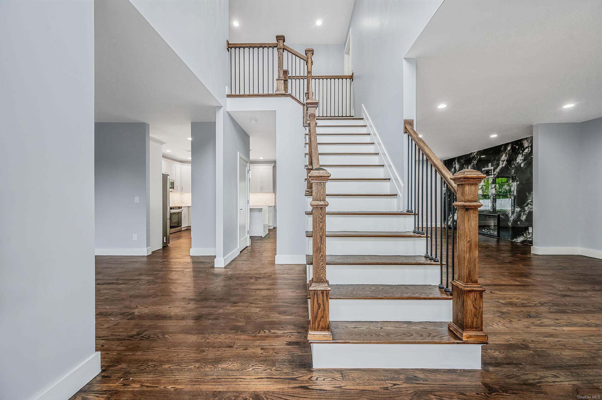 Single Family Walter  Suffolk County, NY 11788, MLS-L3590441-4