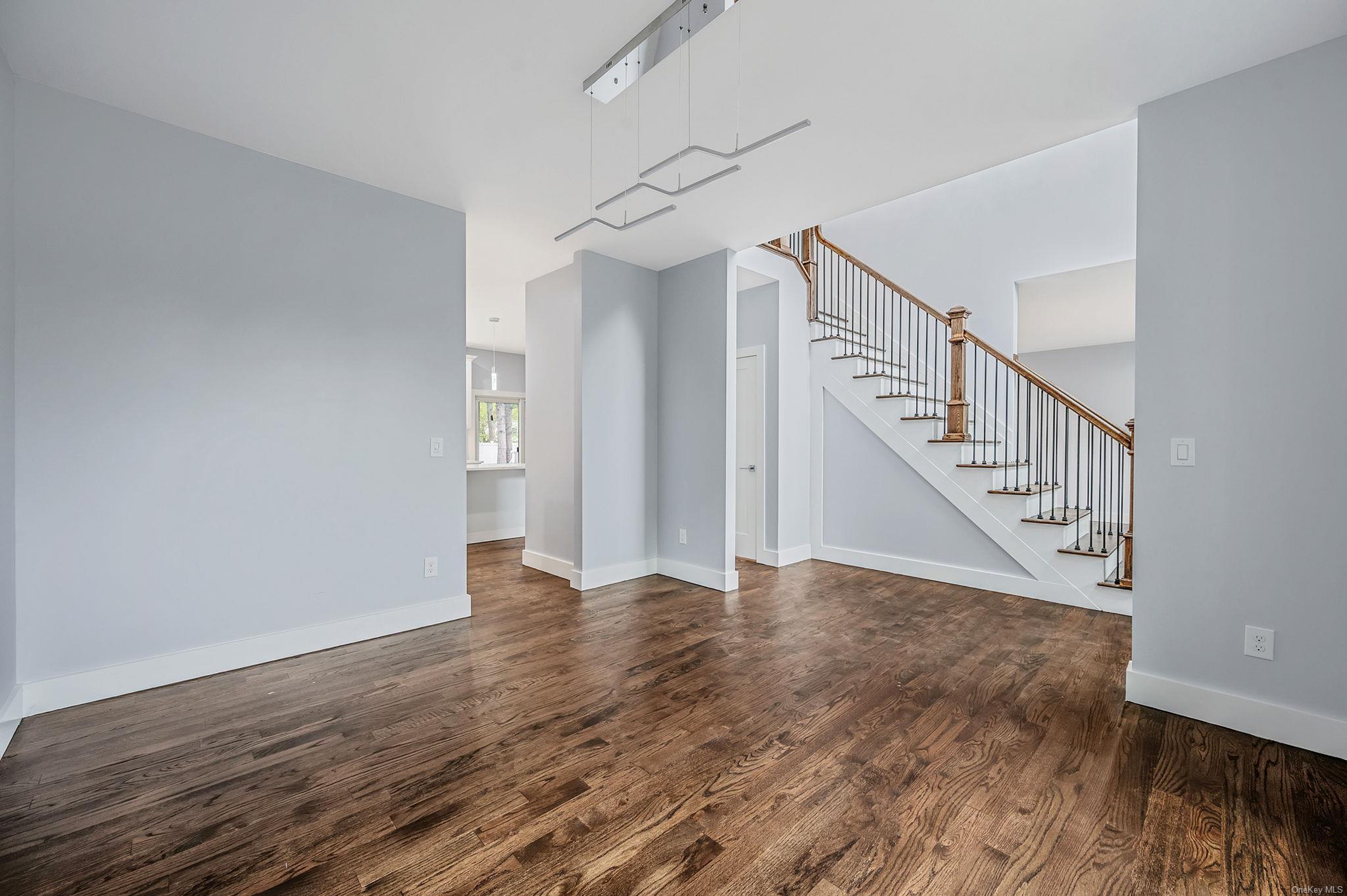 Single Family Walter  Suffolk County, NY 11788, MLS-L3590441-5