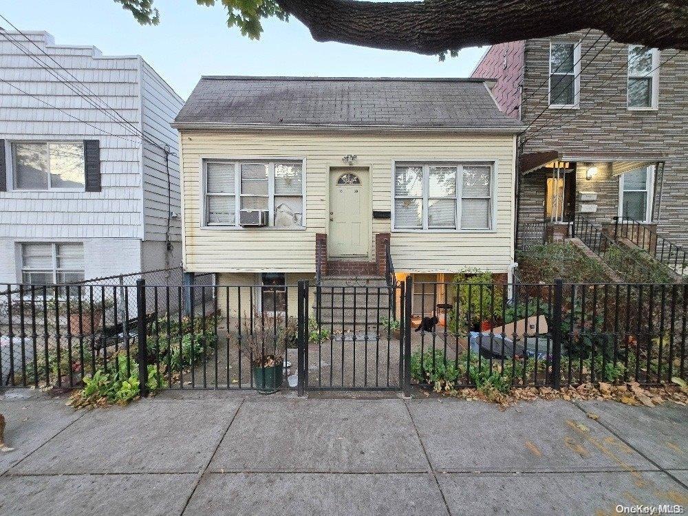 Single Family 25th  Queens, NY 11102, MLS-L3590458-4