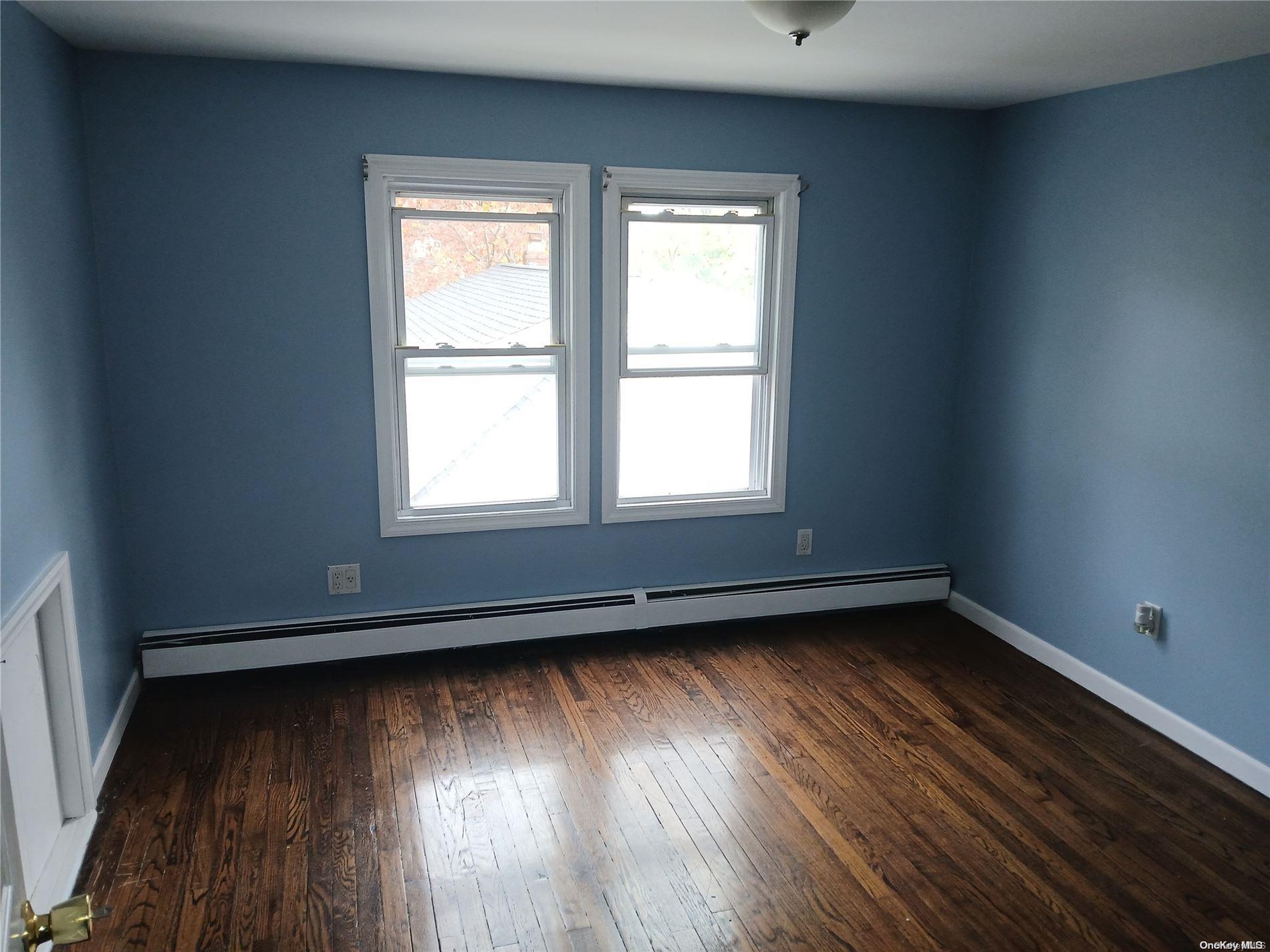 Single Family Underhill  Nassau County, NY 11575, MLS-L3590529-10