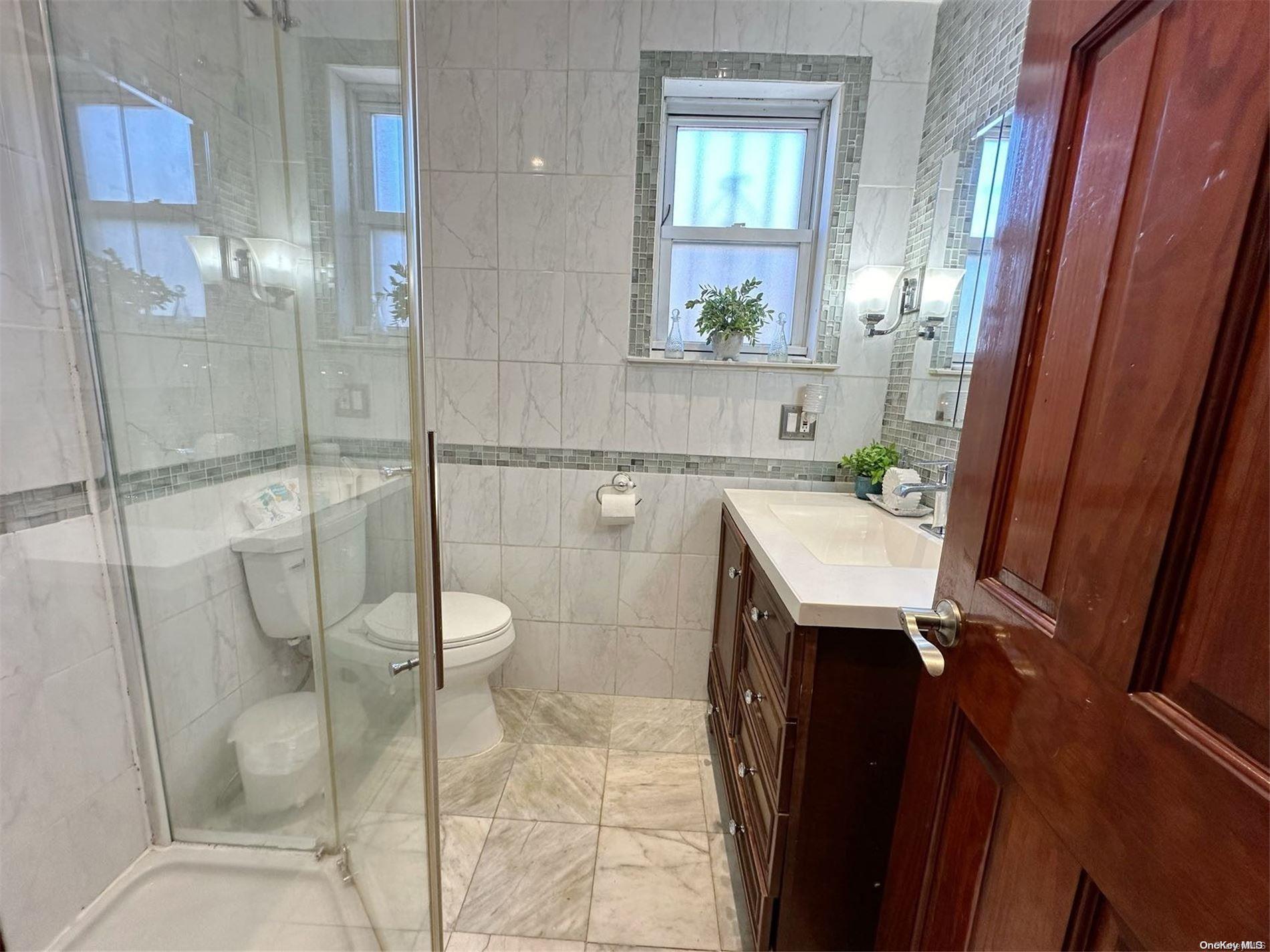 Single Family 115th  Queens, NY 11420, MLS-L3590558-4