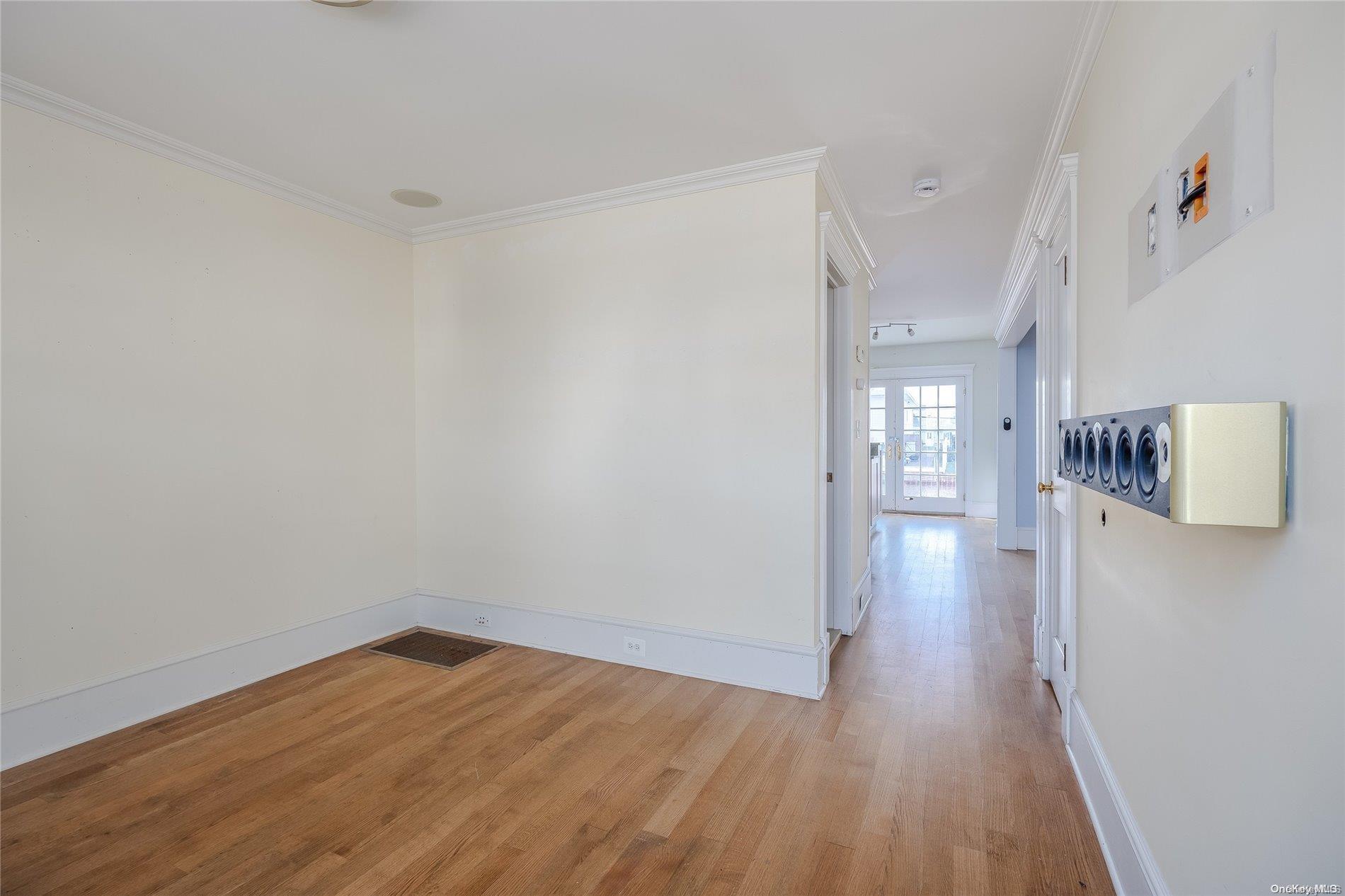 Single Family East  Suffolk County, NY 11726, MLS-L3590666-14