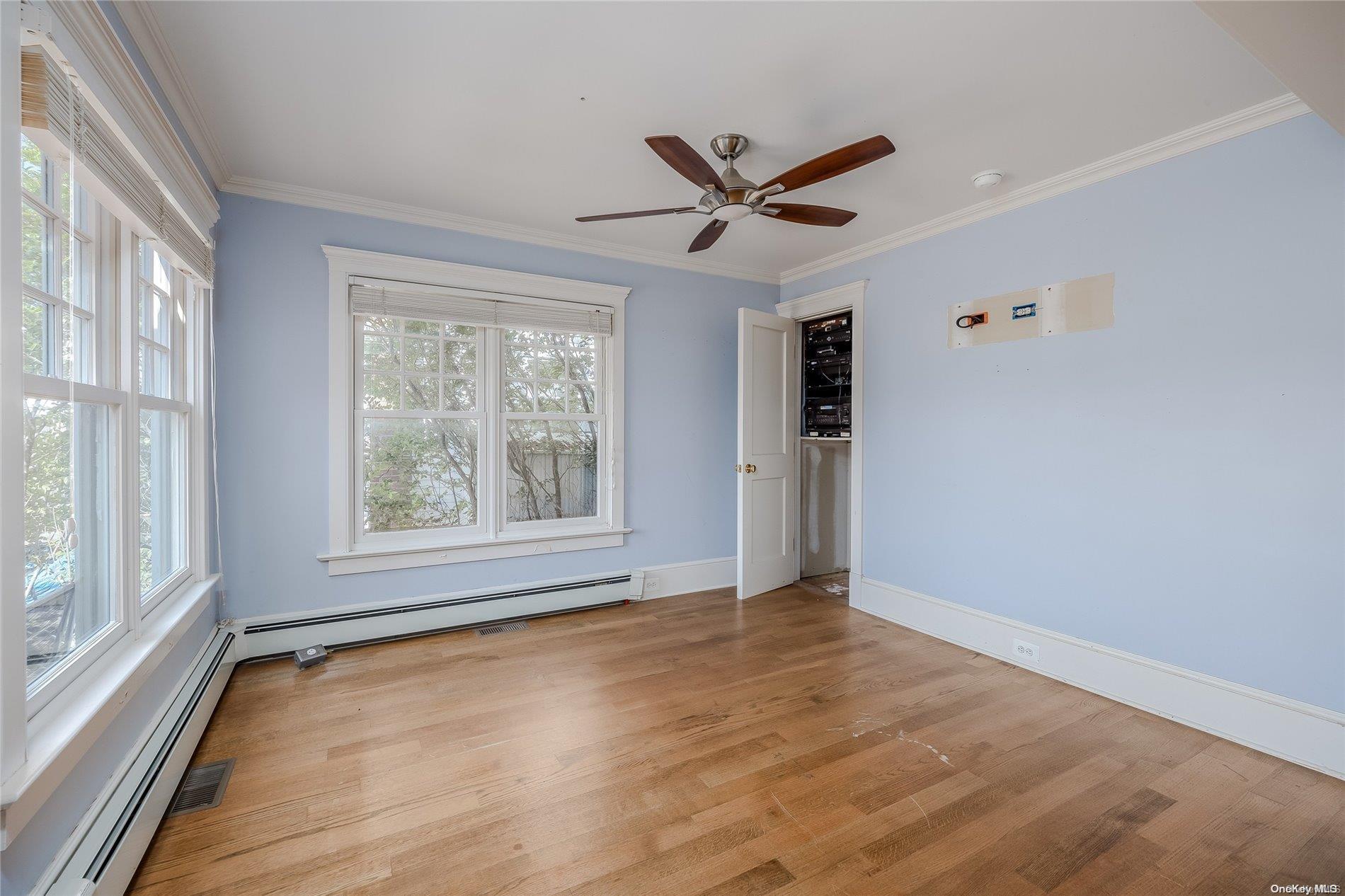 Single Family East  Suffolk County, NY 11726, MLS-L3590666-17