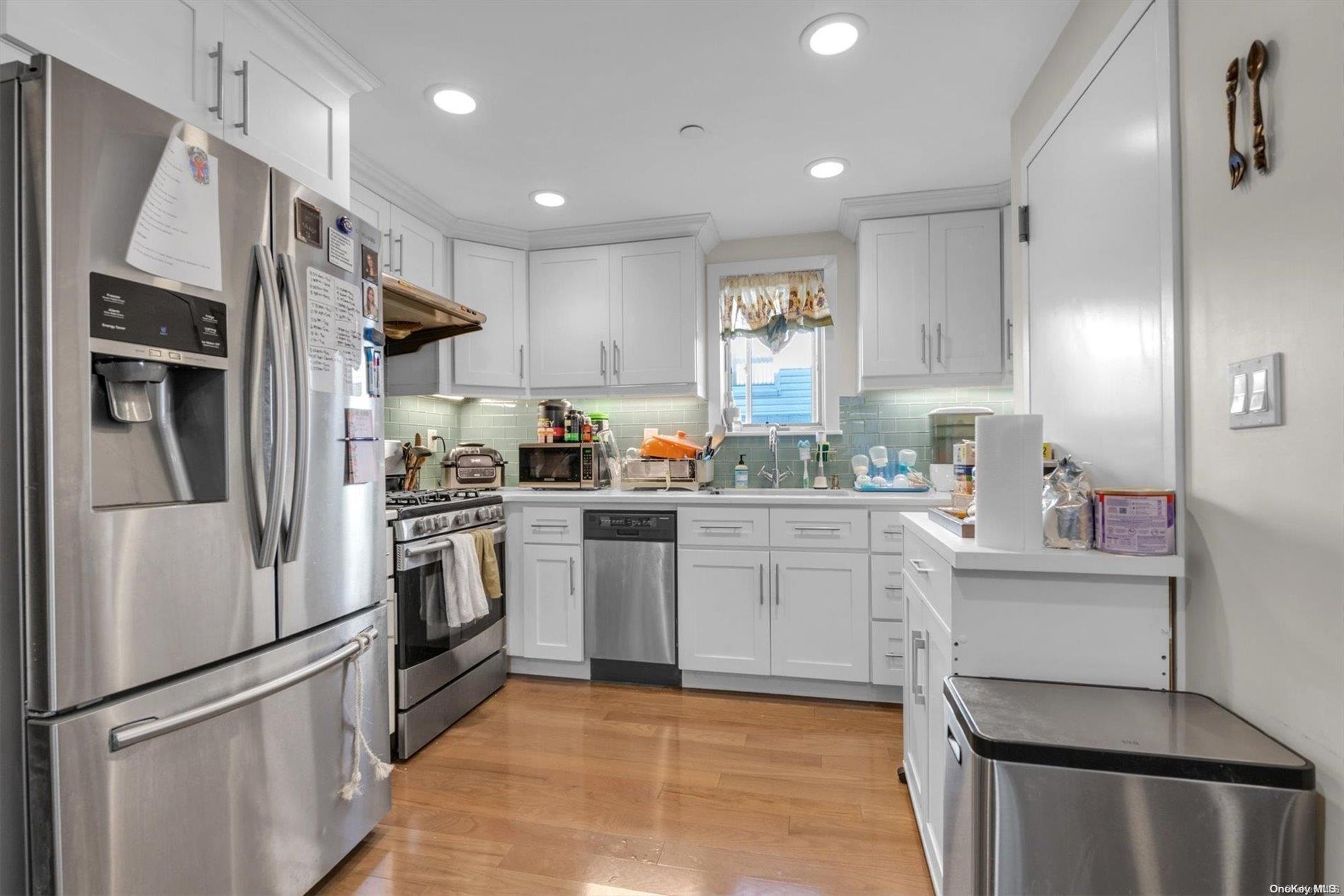 Single Family 95th  Queens, NY 11414, MLS-L3590847-15