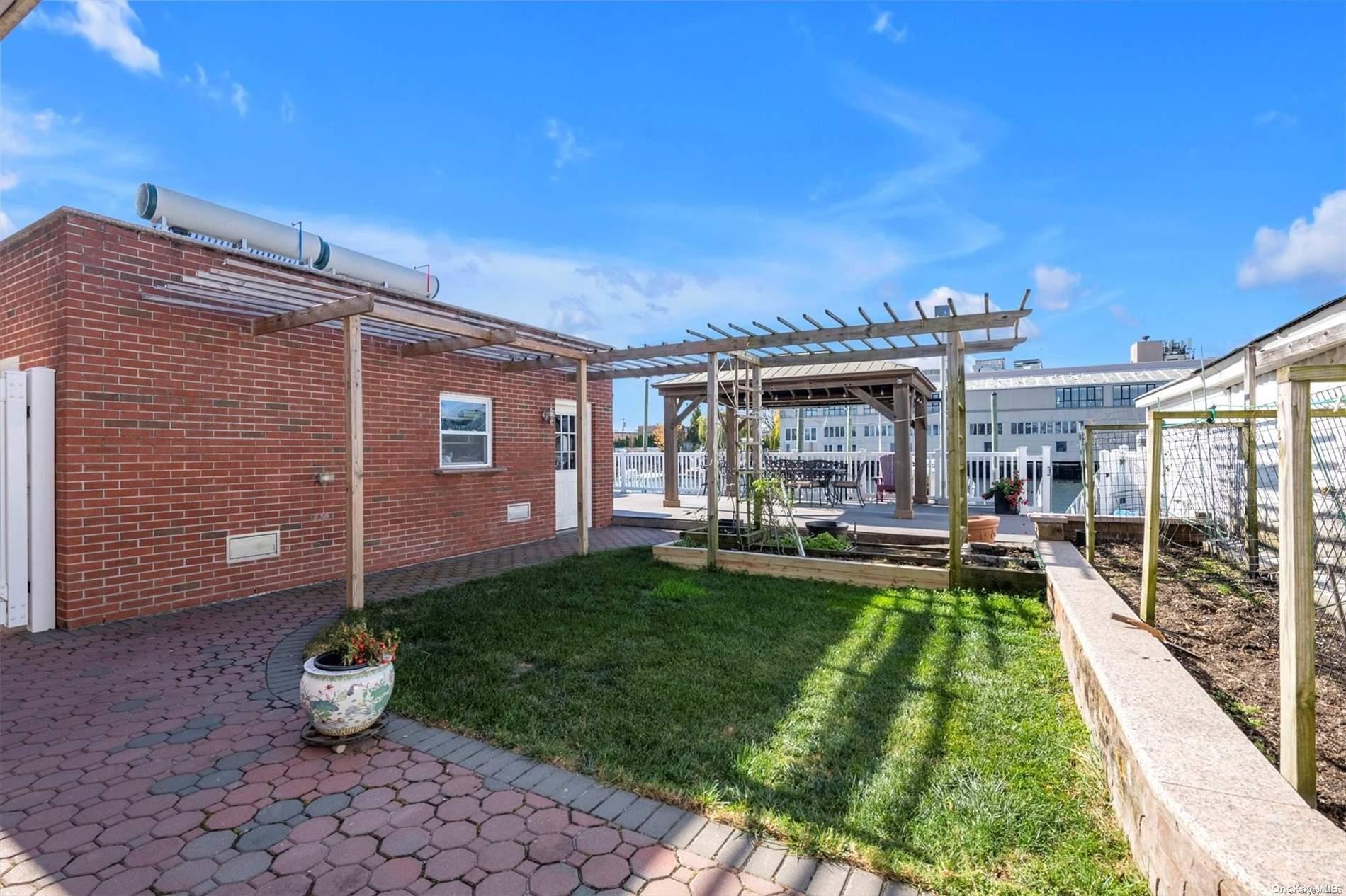 Single Family 95th  Queens, NY 11414, MLS-L3590847-24