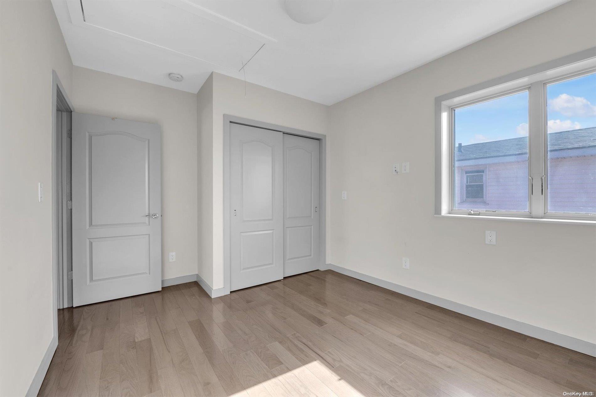 Single Family 95th  Queens, NY 11414, MLS-L3590847-7