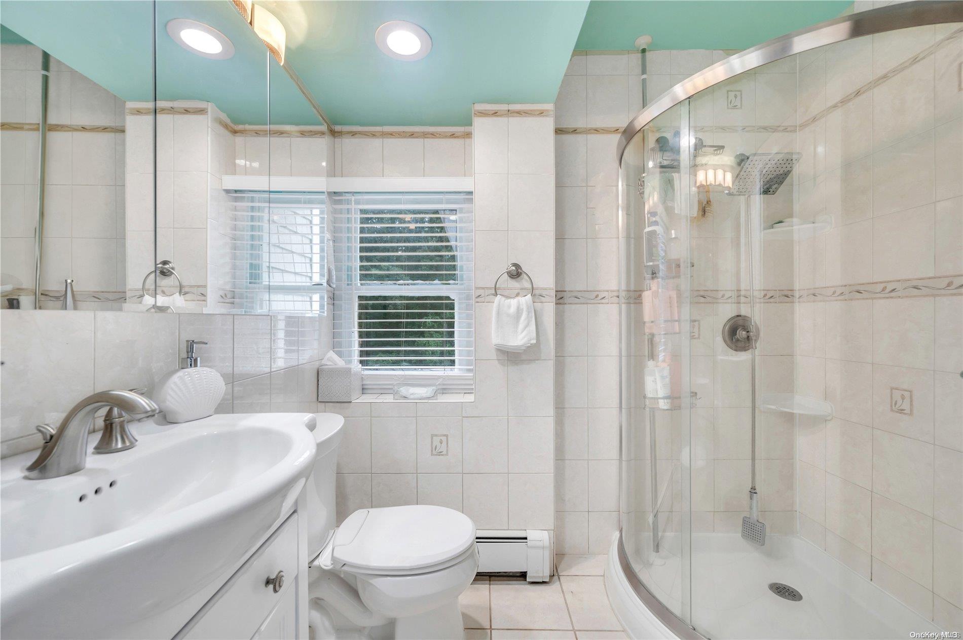 Single Family Bruce  Suffolk County, NY 11754, MLS-L3590957-29