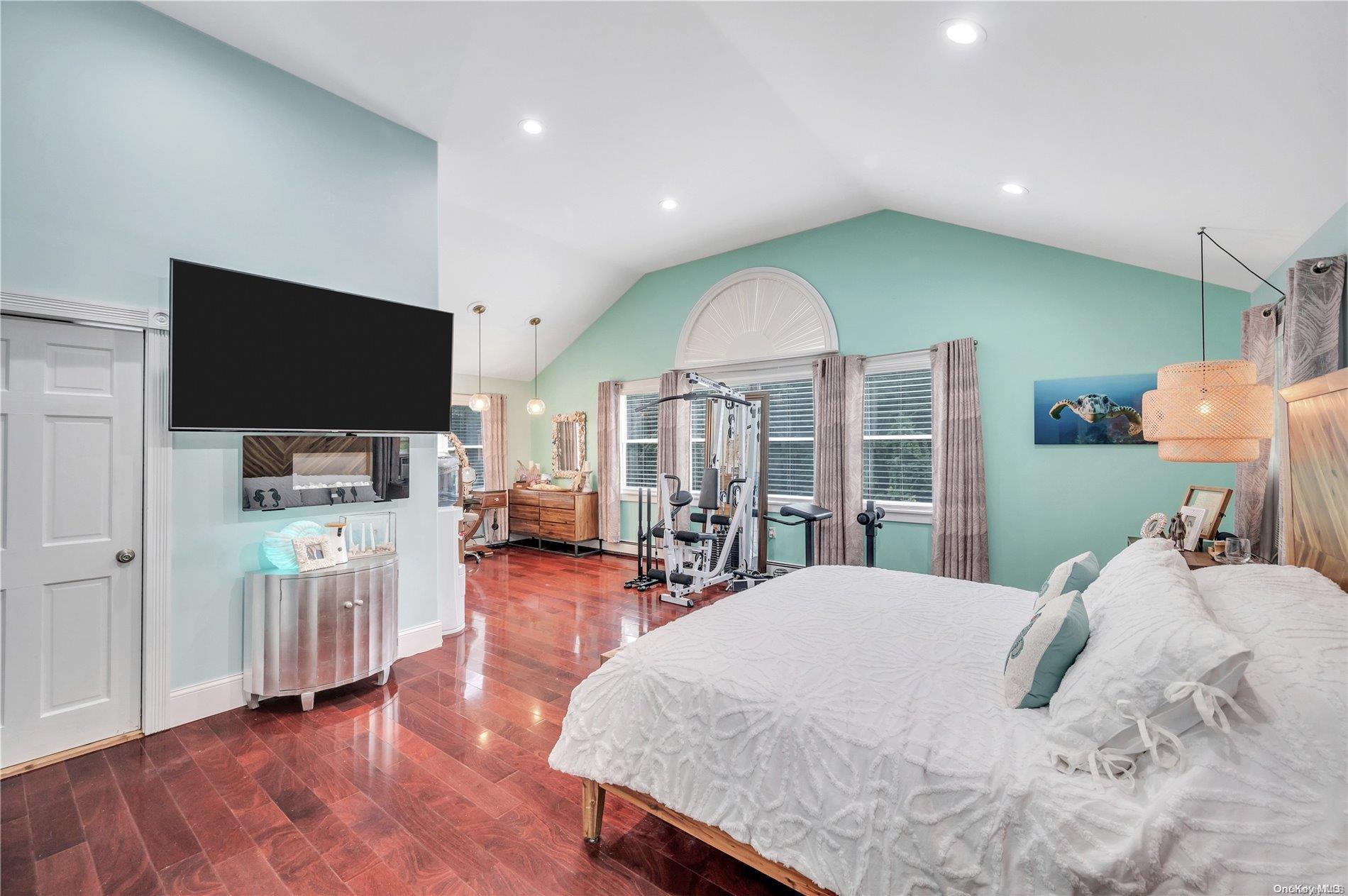 Single Family Bruce  Suffolk County, NY 11754, MLS-L3590957-31
