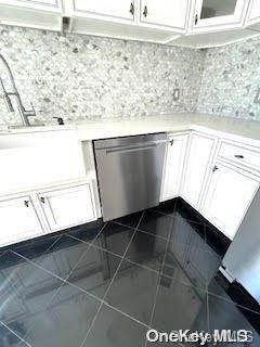 Single Family Bruce  Suffolk County, NY 11754, MLS-L3590957-4