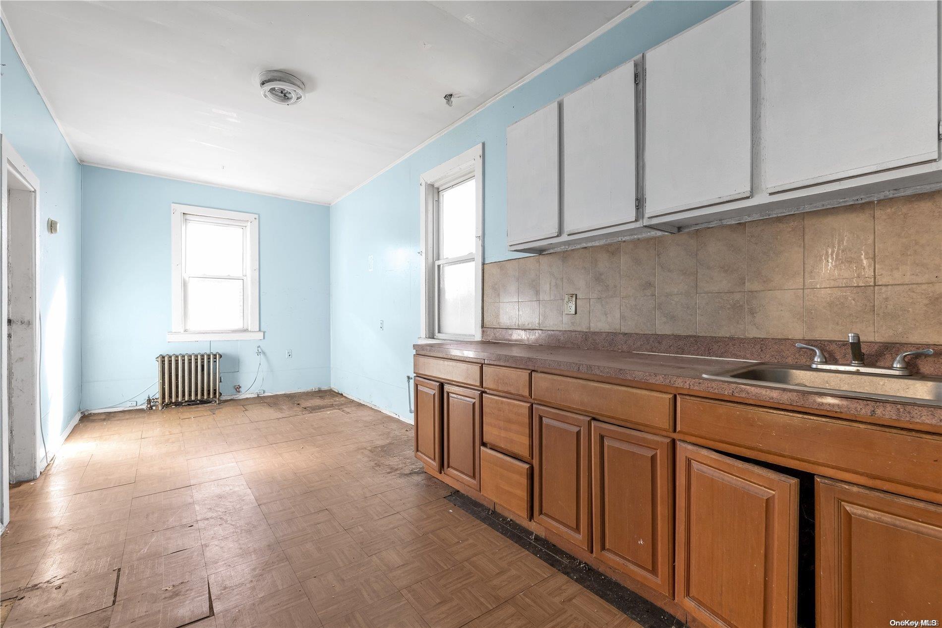 Single Family Northern  Queens, NY 11368, MLS-L3591012-12