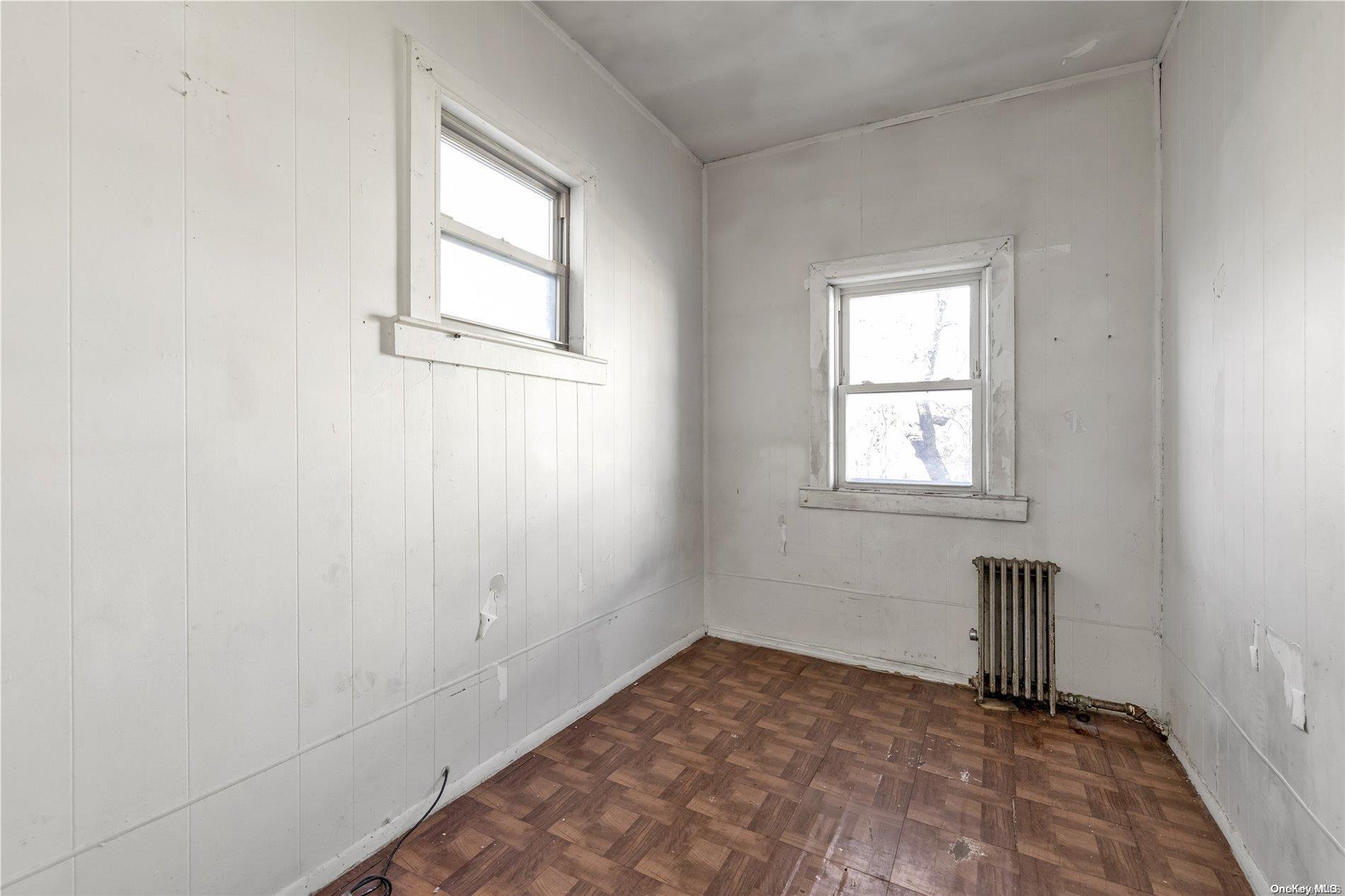 Single Family Northern  Queens, NY 11368, MLS-L3591012-16