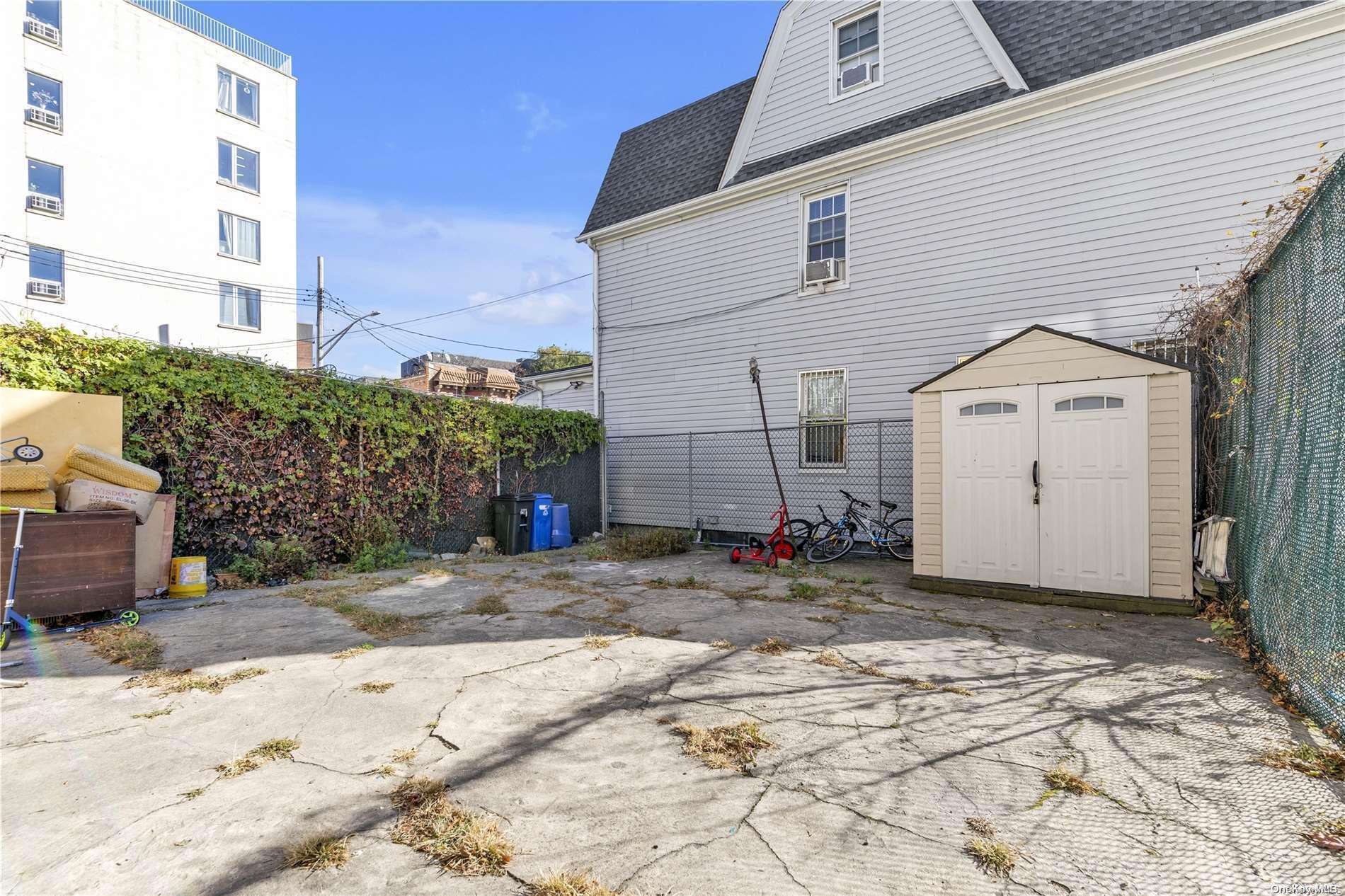 Single Family Northern  Queens, NY 11368, MLS-L3591012-27