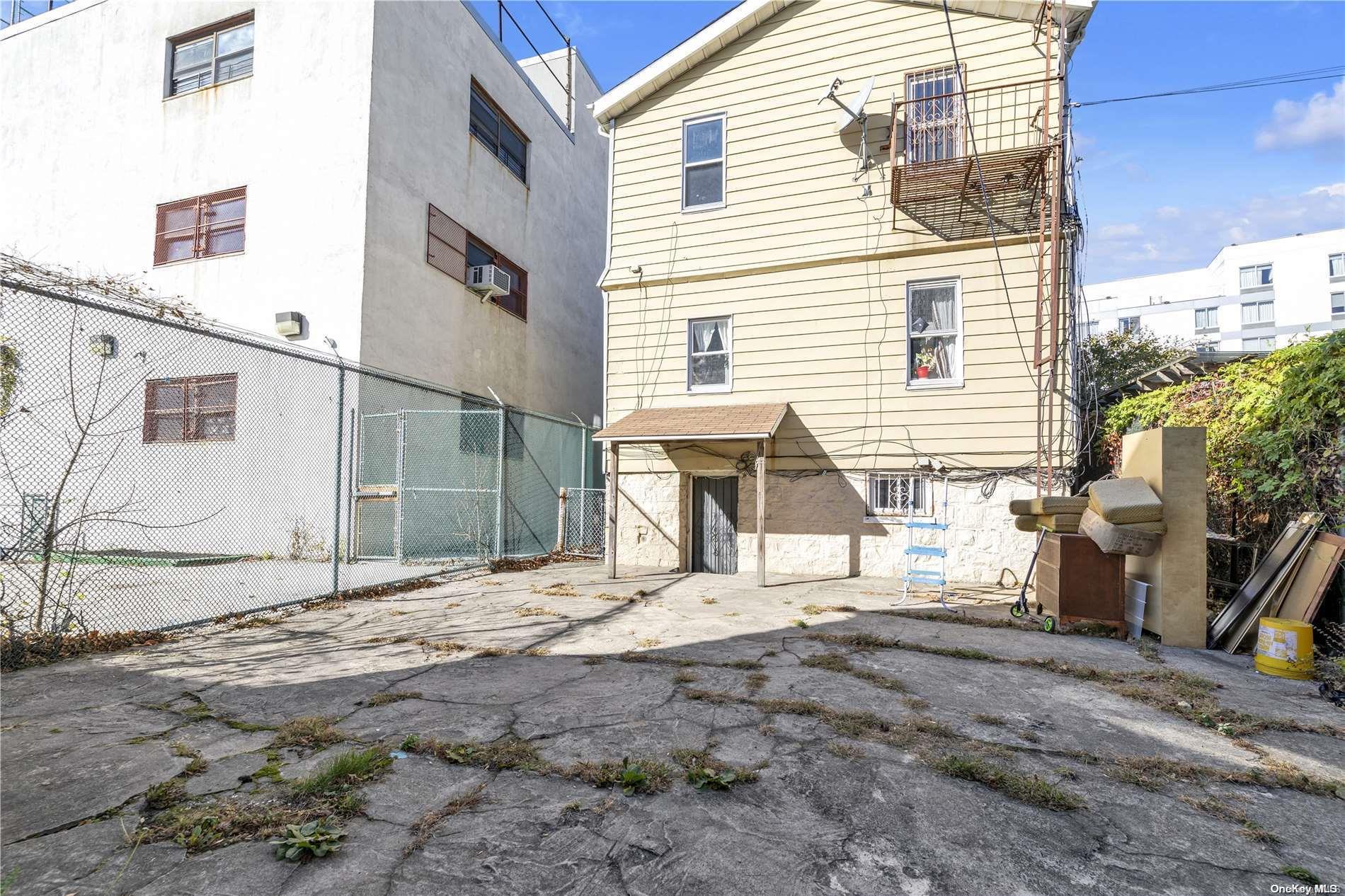 Single Family Northern  Queens, NY 11368, MLS-L3591012-28