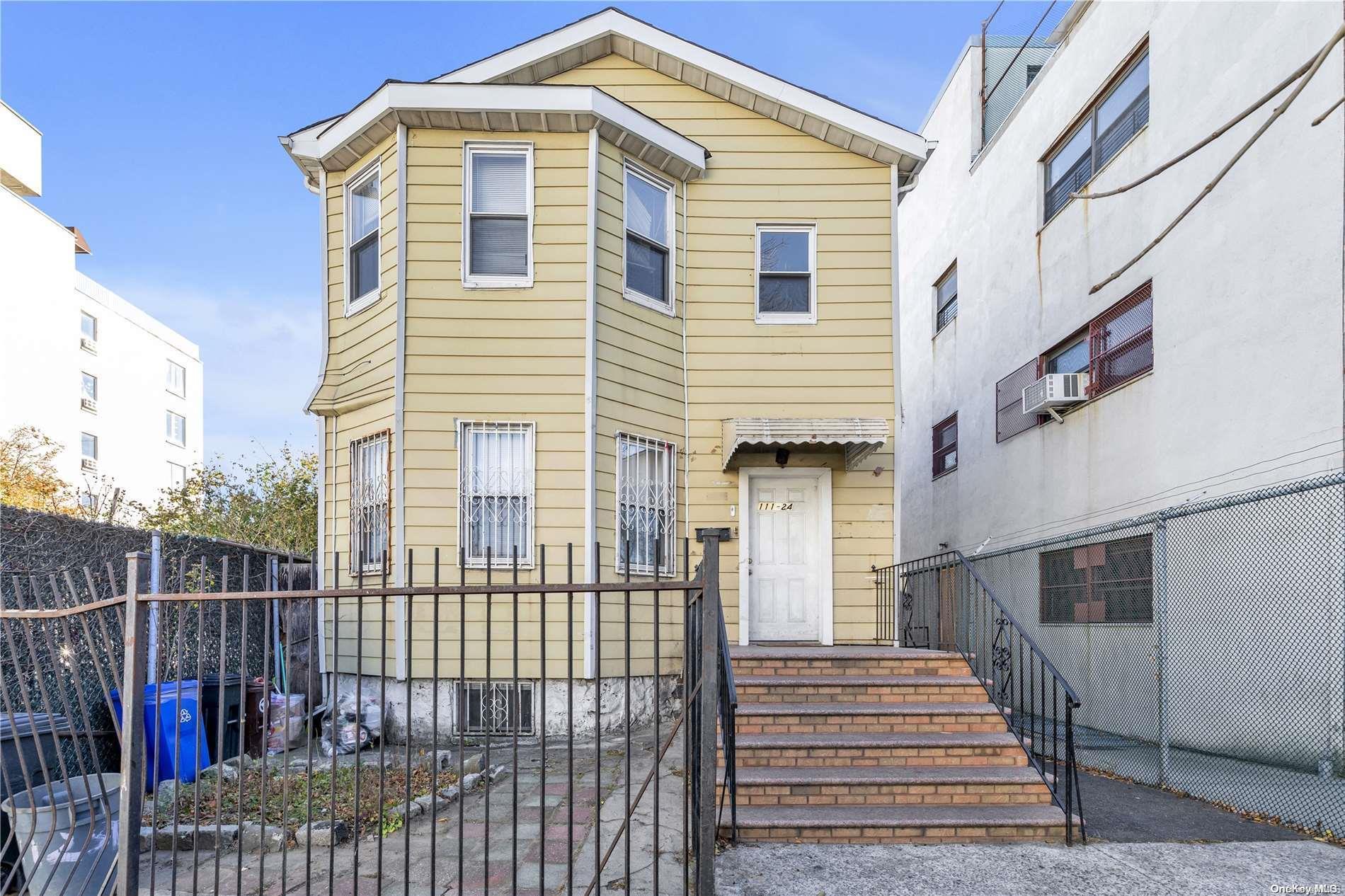 Single Family Northern  Queens, NY 11368, MLS-L3591012-9