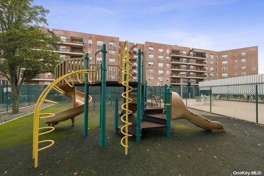 Coop Powells Cove  Queens, NY 11357, MLS-L3591036-29