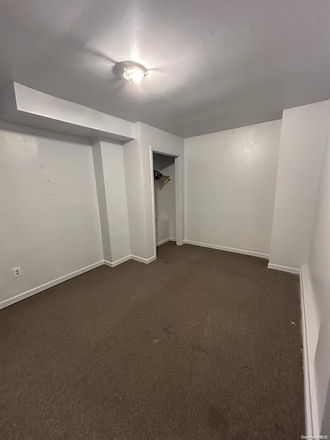 Single Family Acorn  Suffolk County, NY 11722, MLS-L3591289-15
