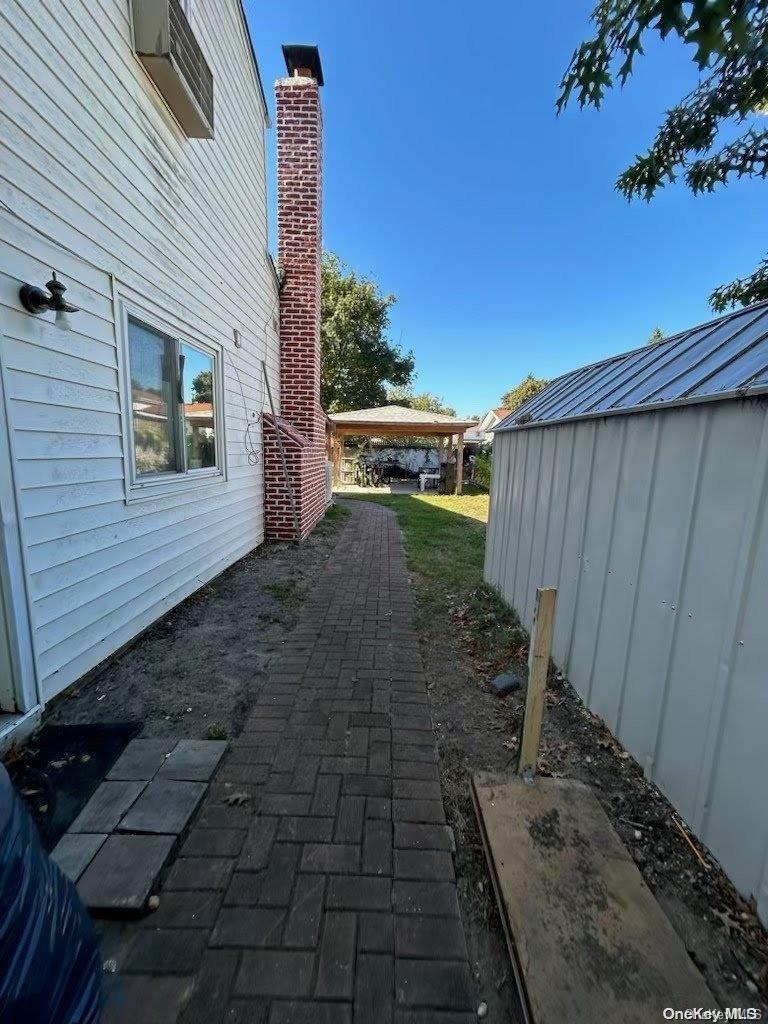 Single Family Acorn  Suffolk County, NY 11722, MLS-L3591289-26