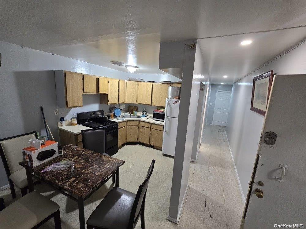 Single Family 88th  Queens, NY 11372, MLS-L3591384-4
