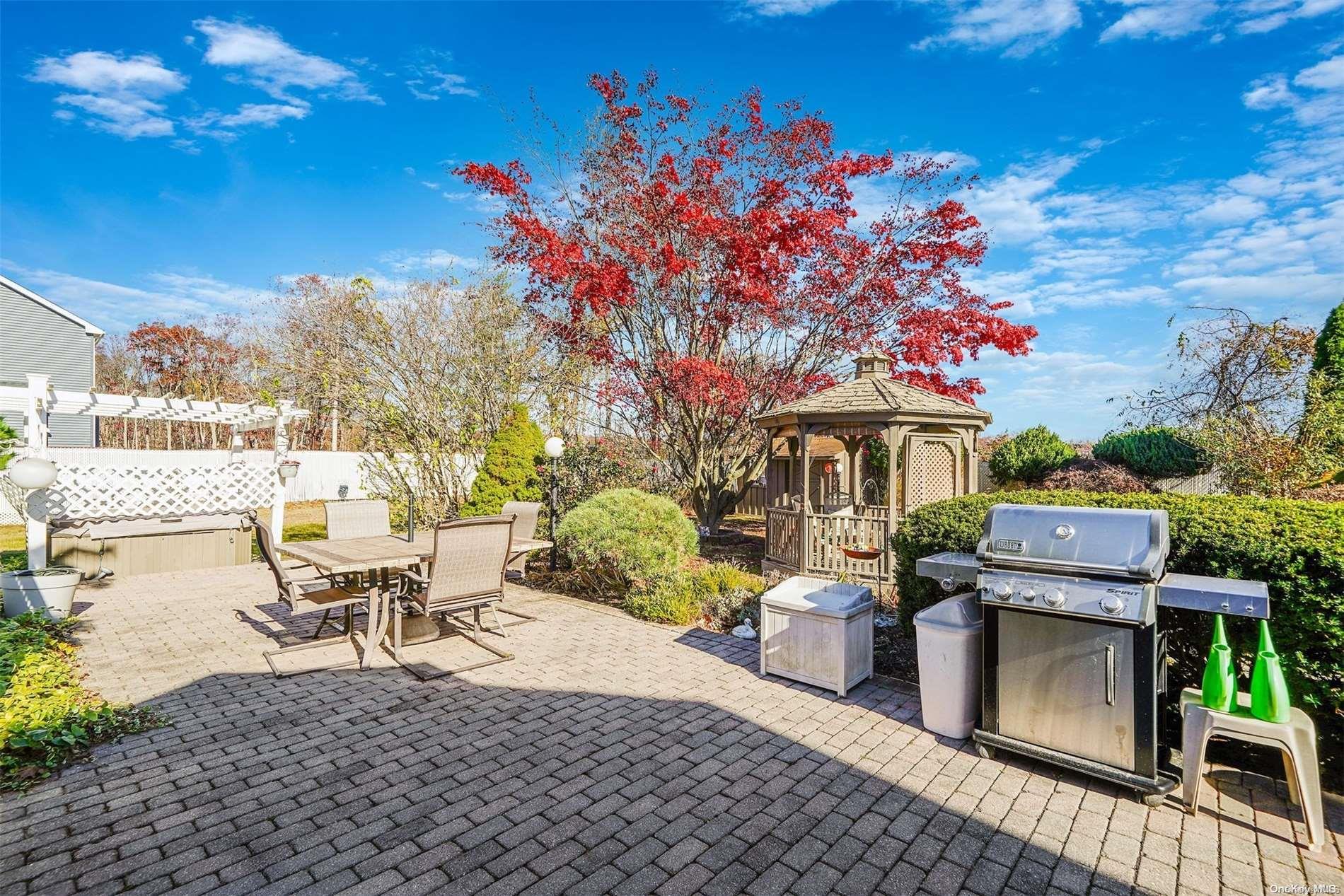 Single Family Marchant  Suffolk County, NY 11780, MLS-L3591496-27