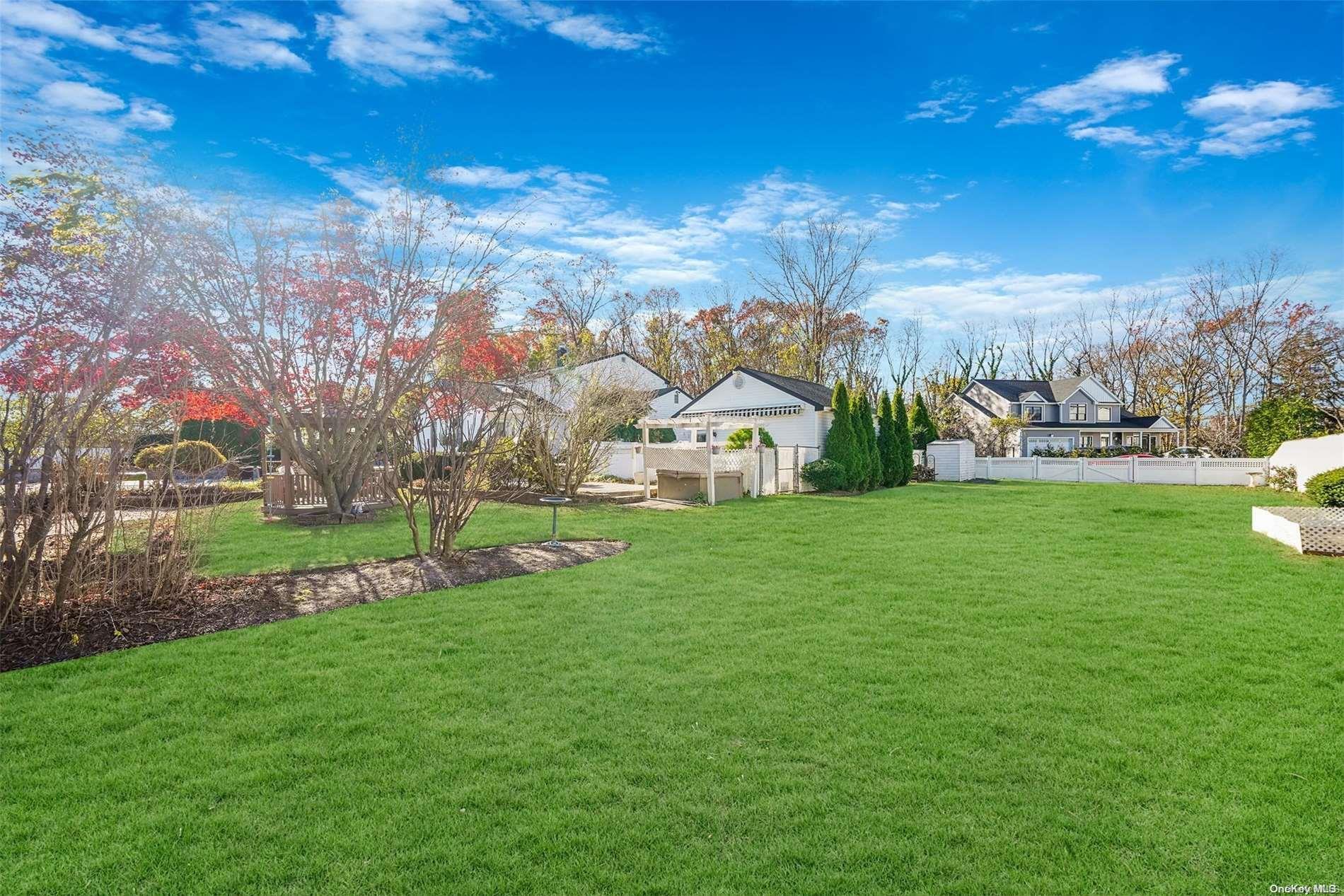 Single Family Marchant  Suffolk County, NY 11780, MLS-L3591496-29