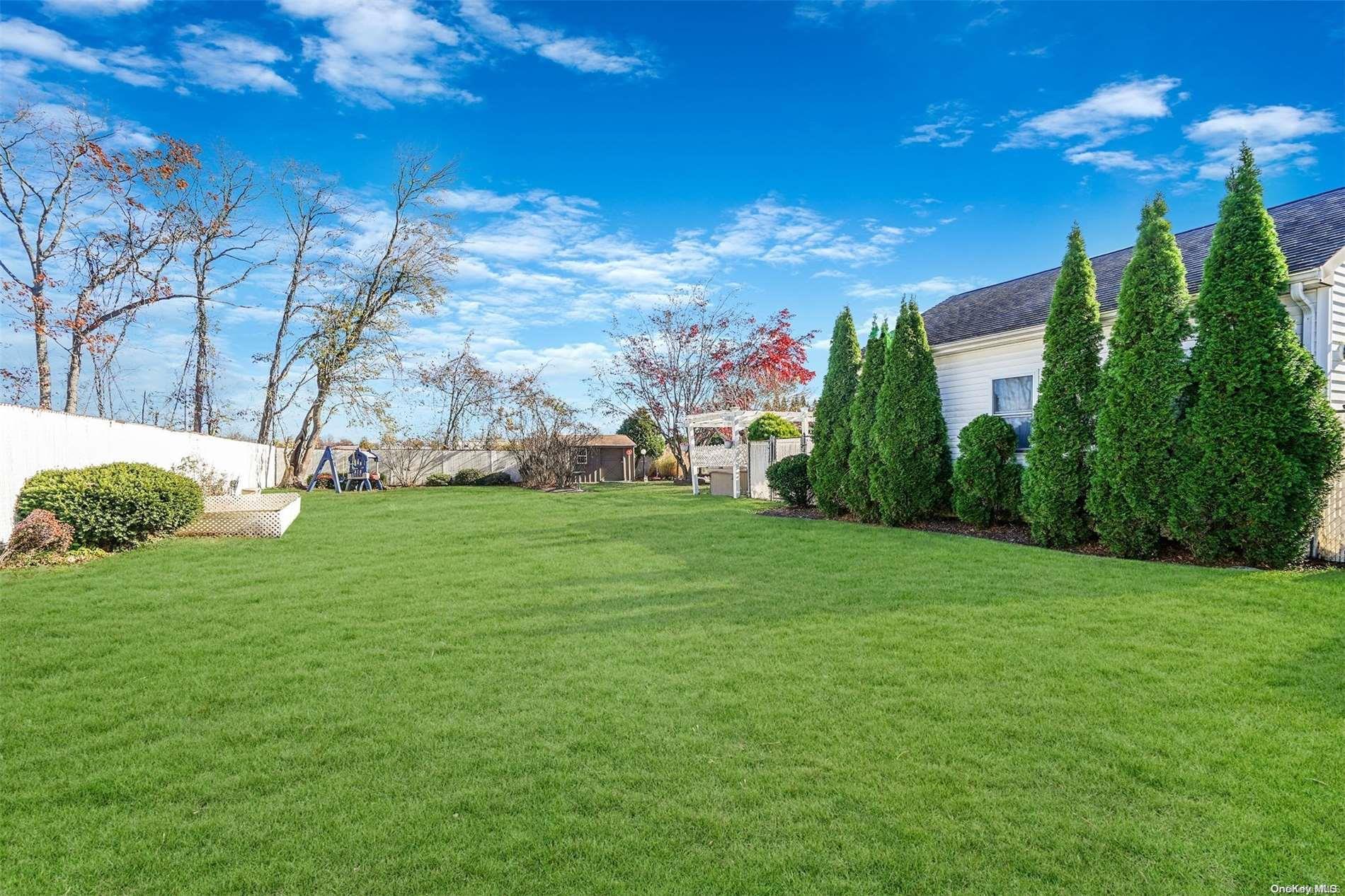 Single Family Marchant  Suffolk County, NY 11780, MLS-L3591496-30