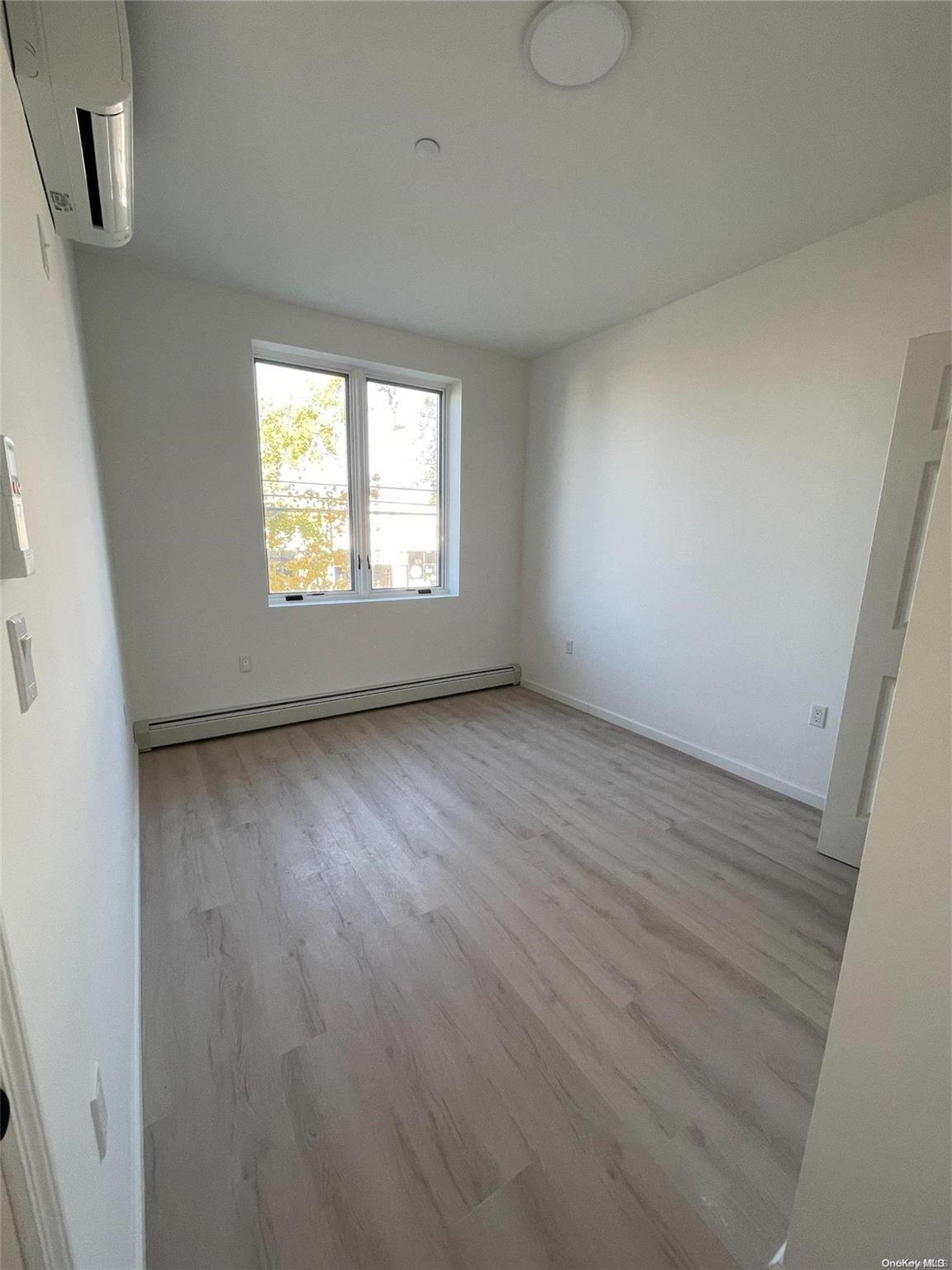 Apartment Hillside  Queens, NY 11004, MLS-L3591590-2
