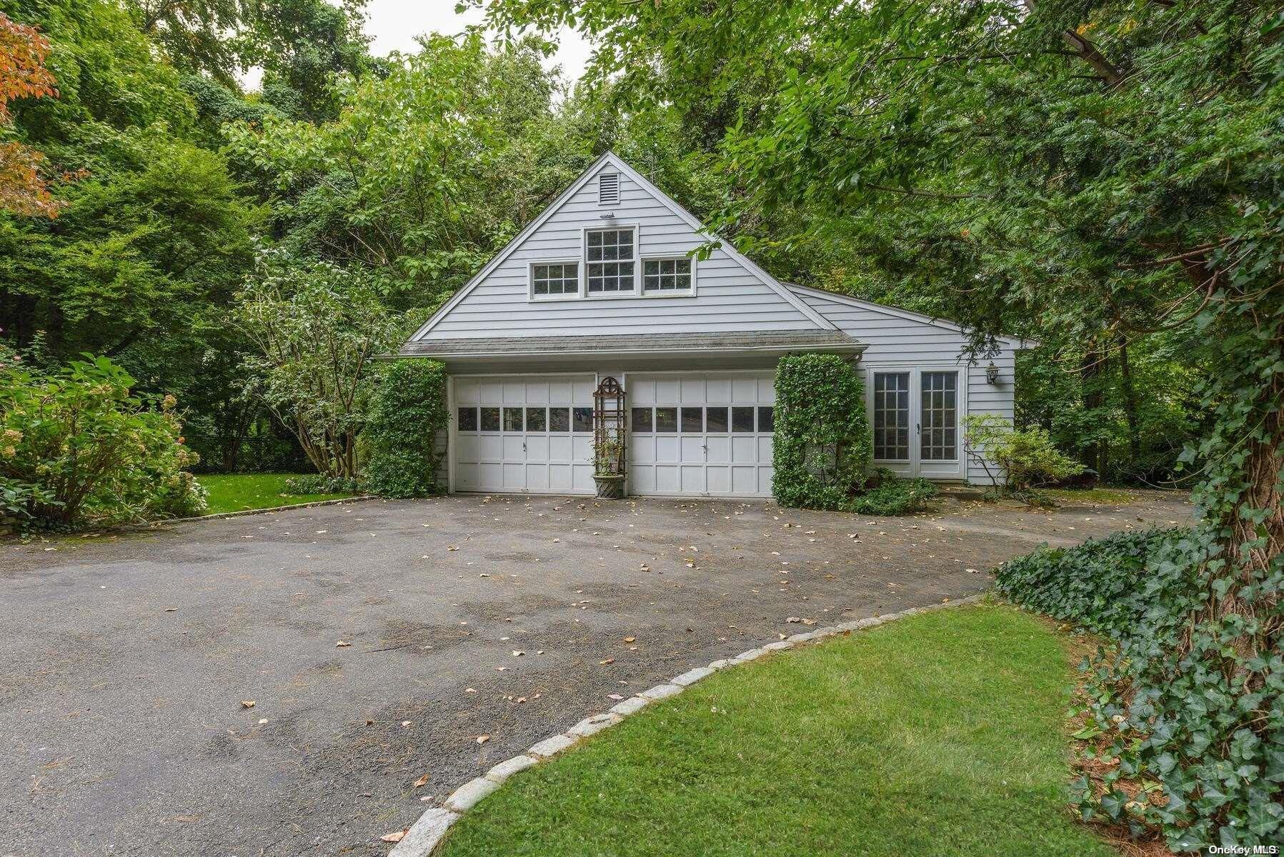 Single Family Laurel  Nassau County, NY 11560, MLS-L3591602-27