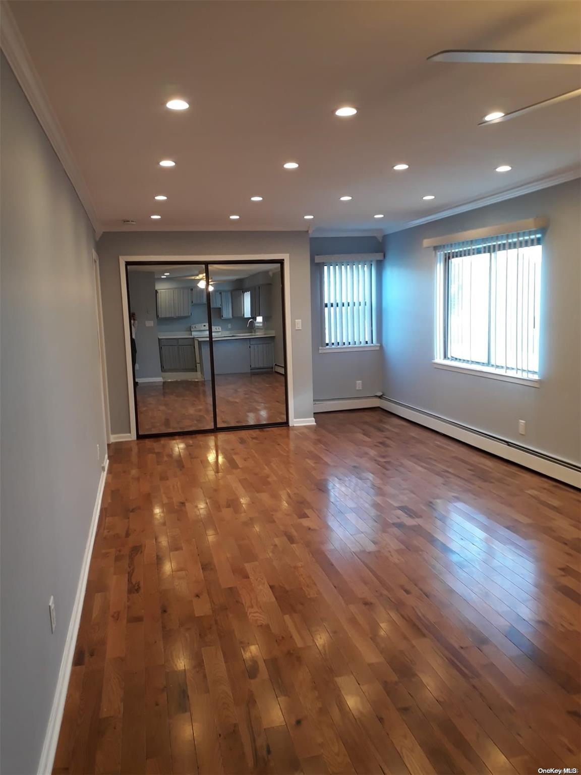 Single Family Lincoln  Nassau County, NY 11516, MLS-L3591697-10