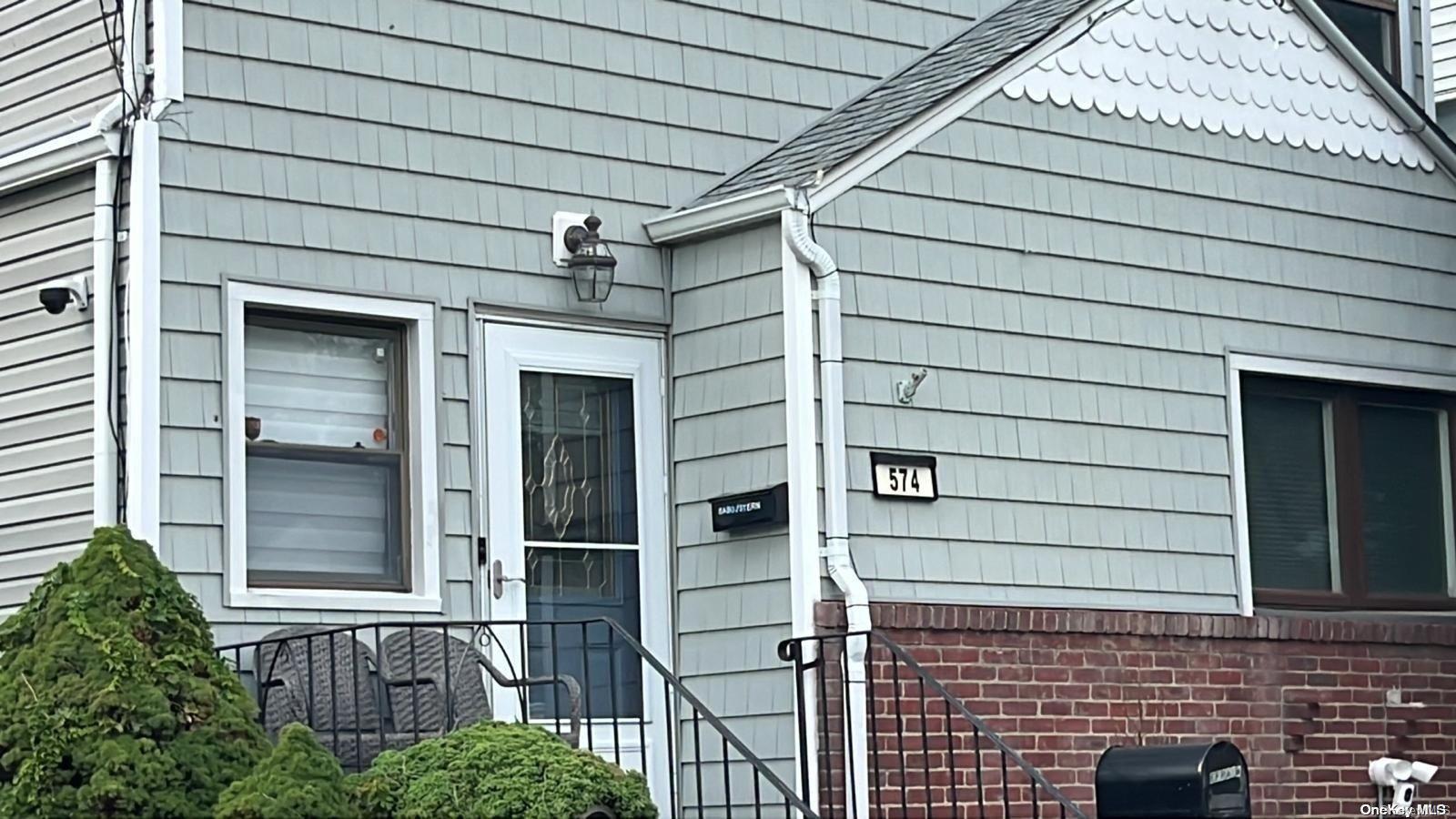 Single Family Lincoln  Nassau County, NY 11516, MLS-L3591697-24