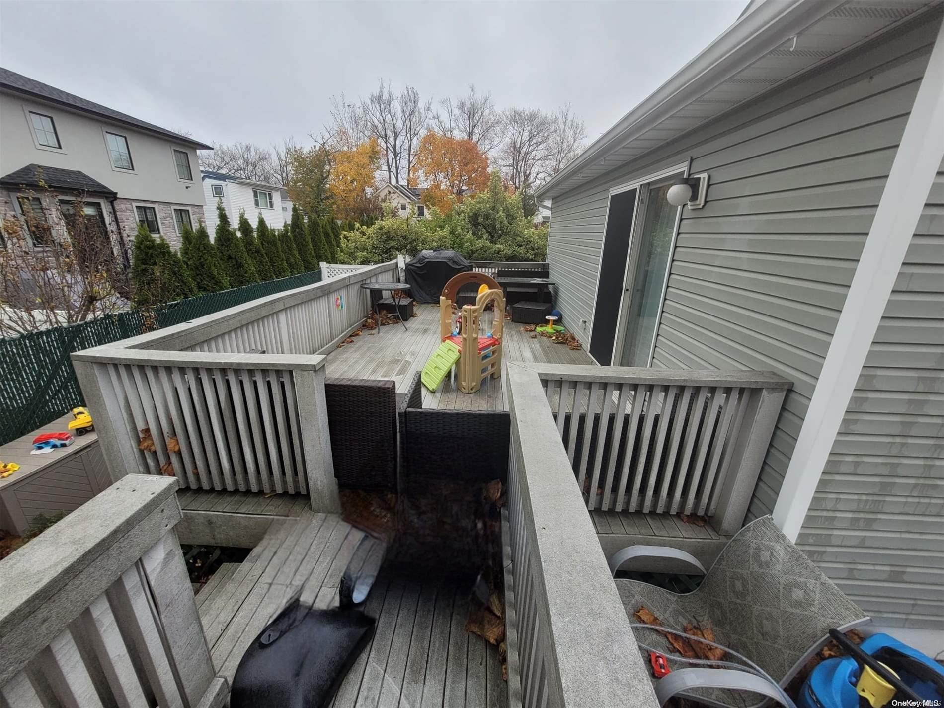 Single Family Lincoln  Nassau County, NY 11516, MLS-L3591697-26