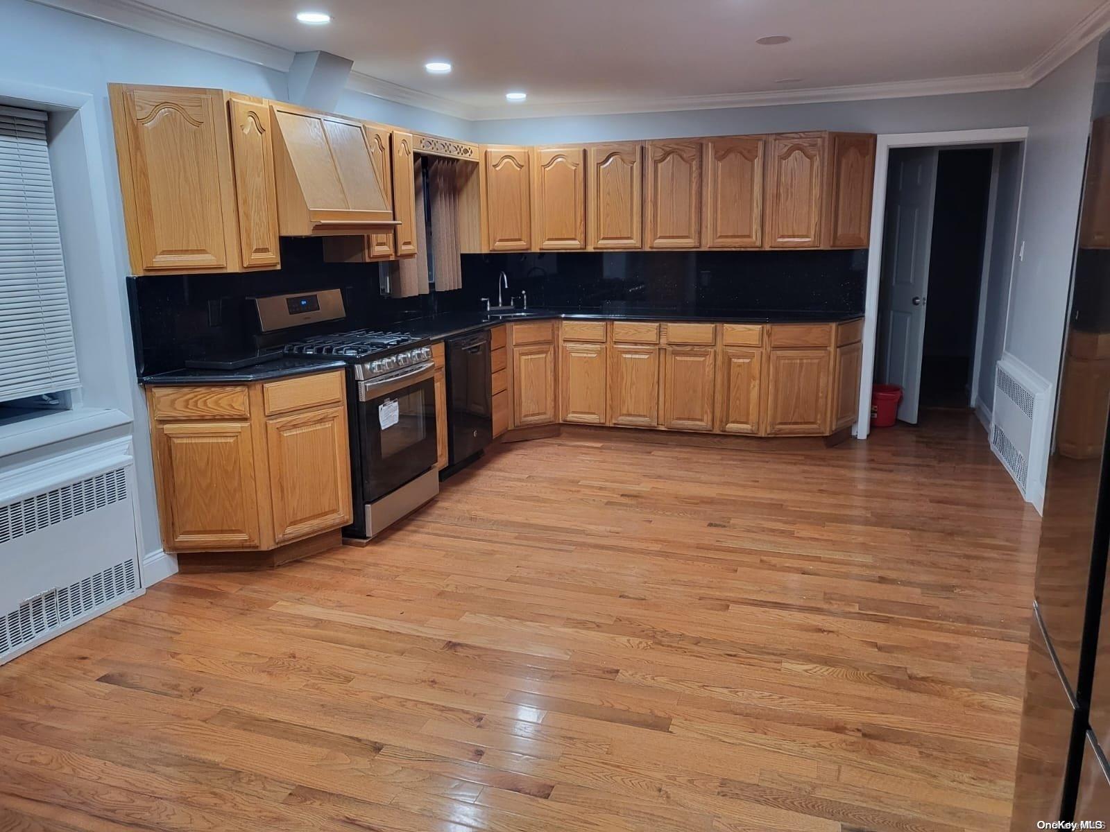 Single Family Lincoln  Nassau County, NY 11516, MLS-L3591697-5