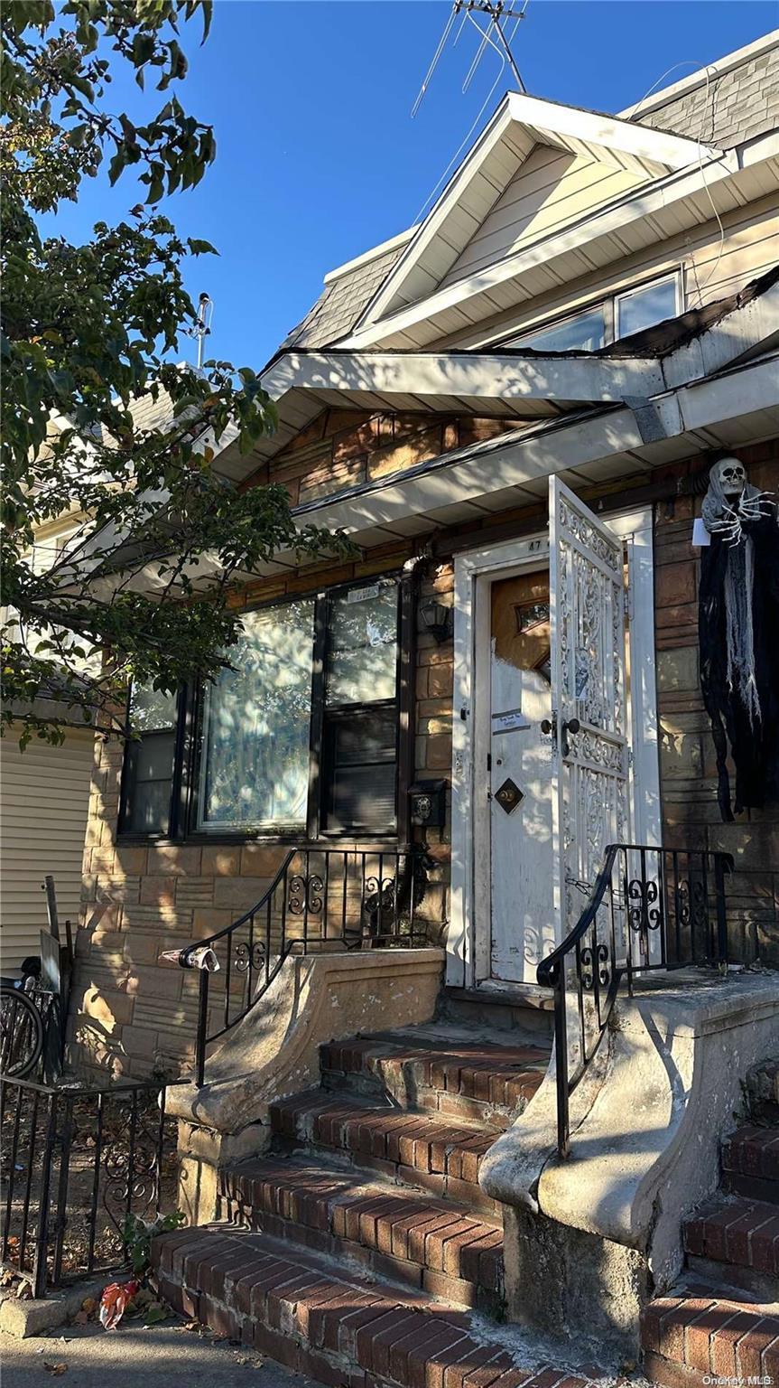 Single Family 98th  Queens, NY 11368, MLS-L3591730-2