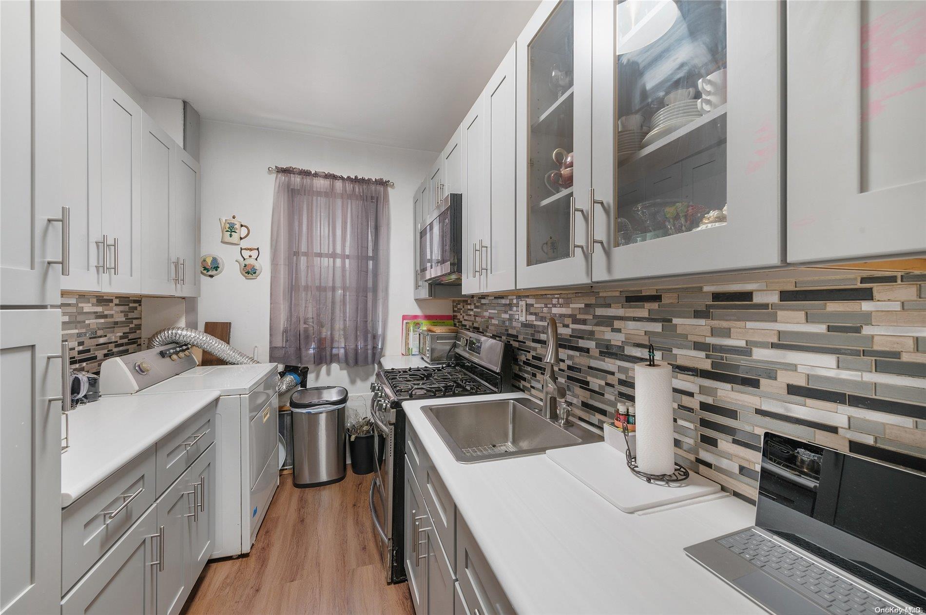 Coop Kingston  Brooklyn, NY 11225, MLS-L3591768-9