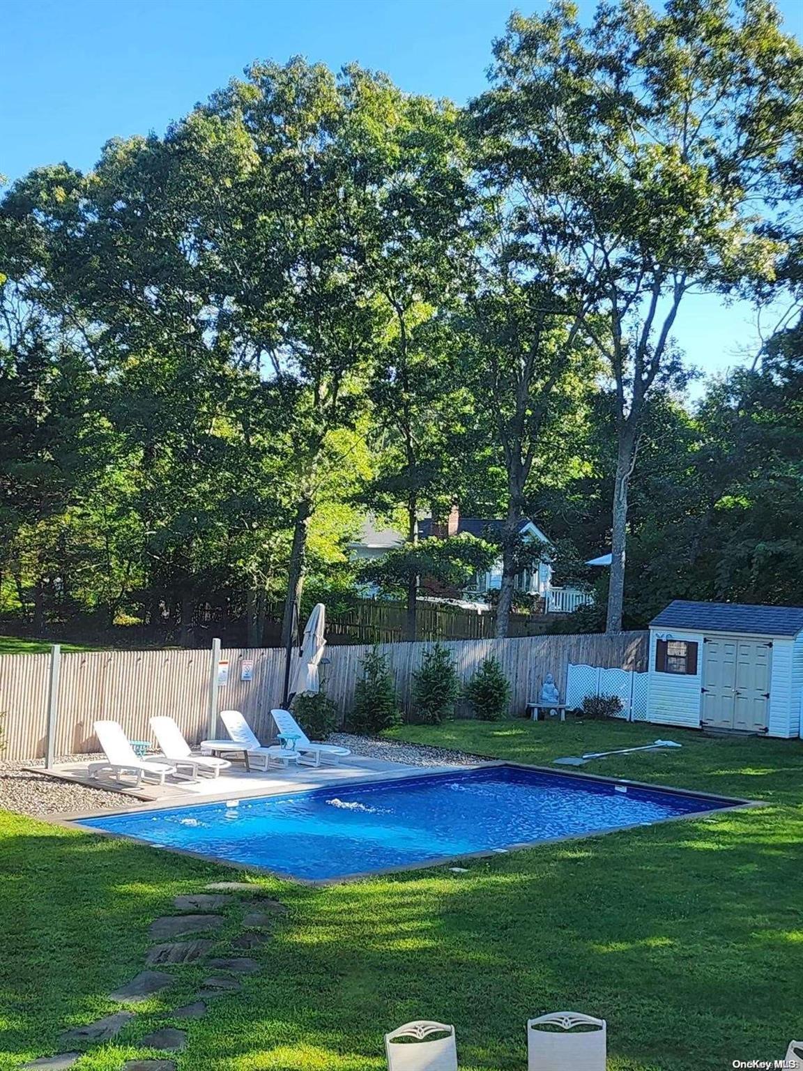 Single Family Westerly  Suffolk County, NY 11946, MLS-L3591815-7