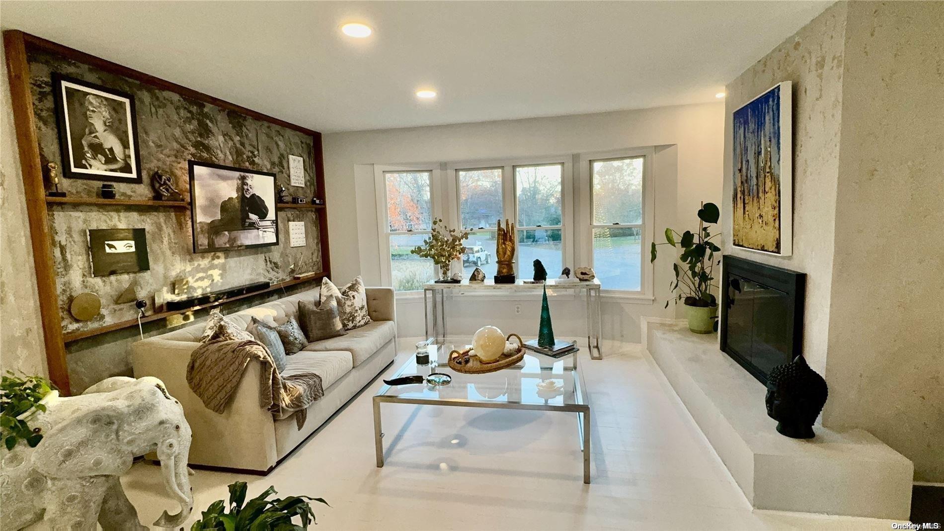 Single Family Westerly  Suffolk County, NY 11946, MLS-L3591815-9